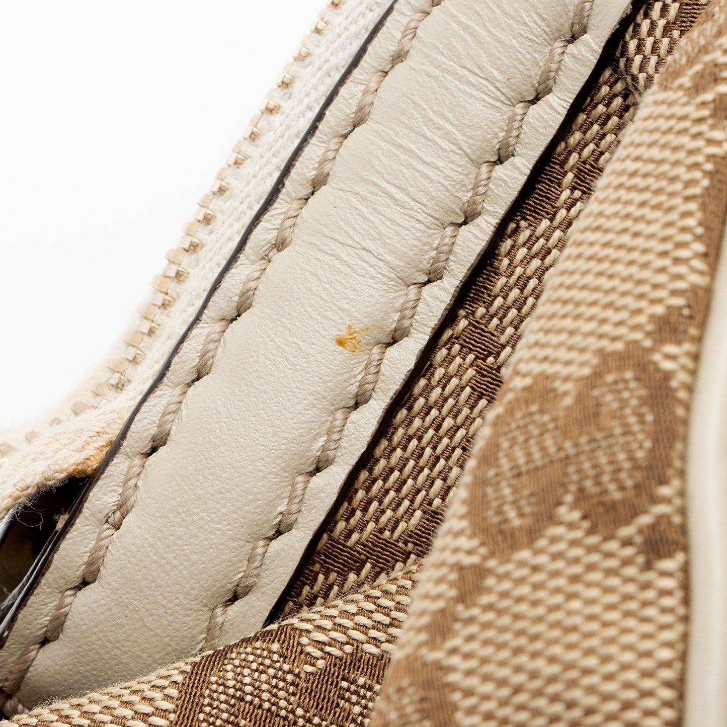 Gucci GG Canvas Sukey Satchel (SHF-SQFOq5)