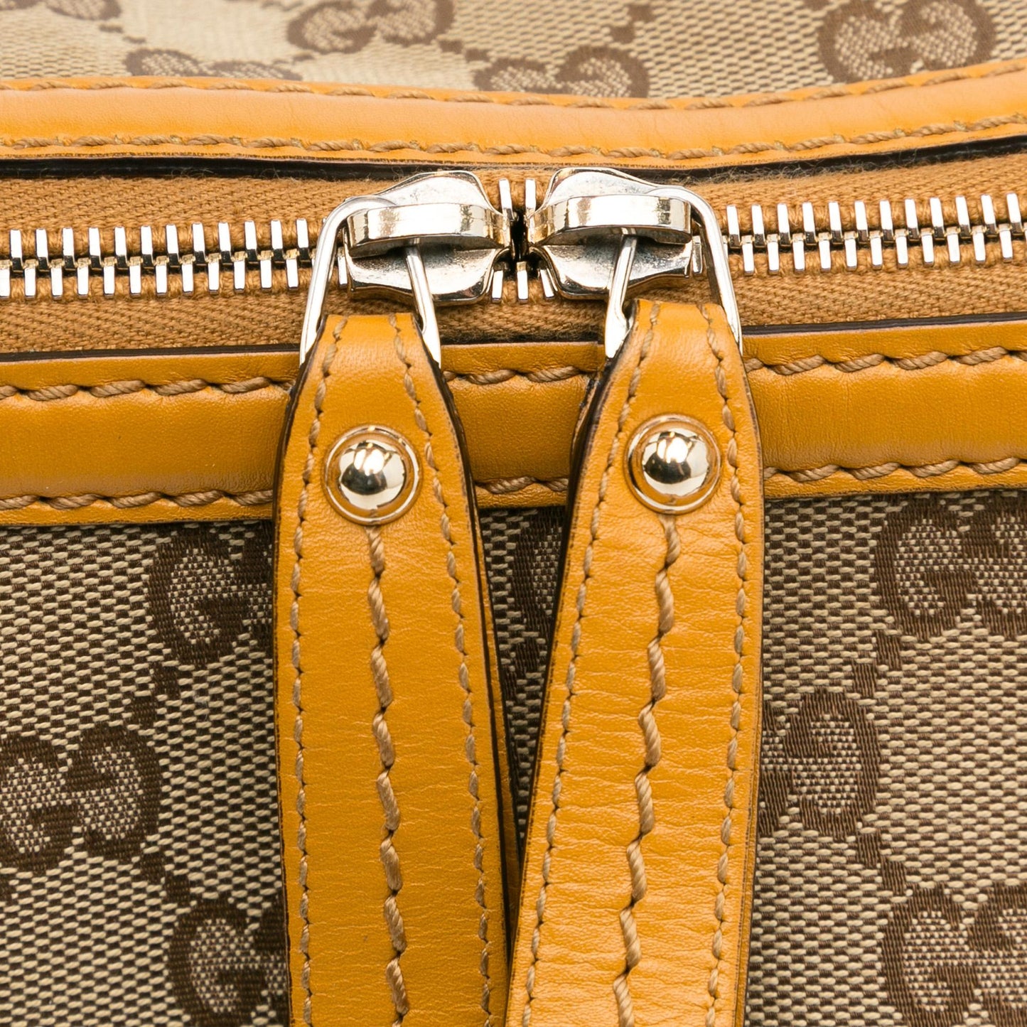 Gucci GG Canvas Sukey Satchel (SHG-yf9JaJ)