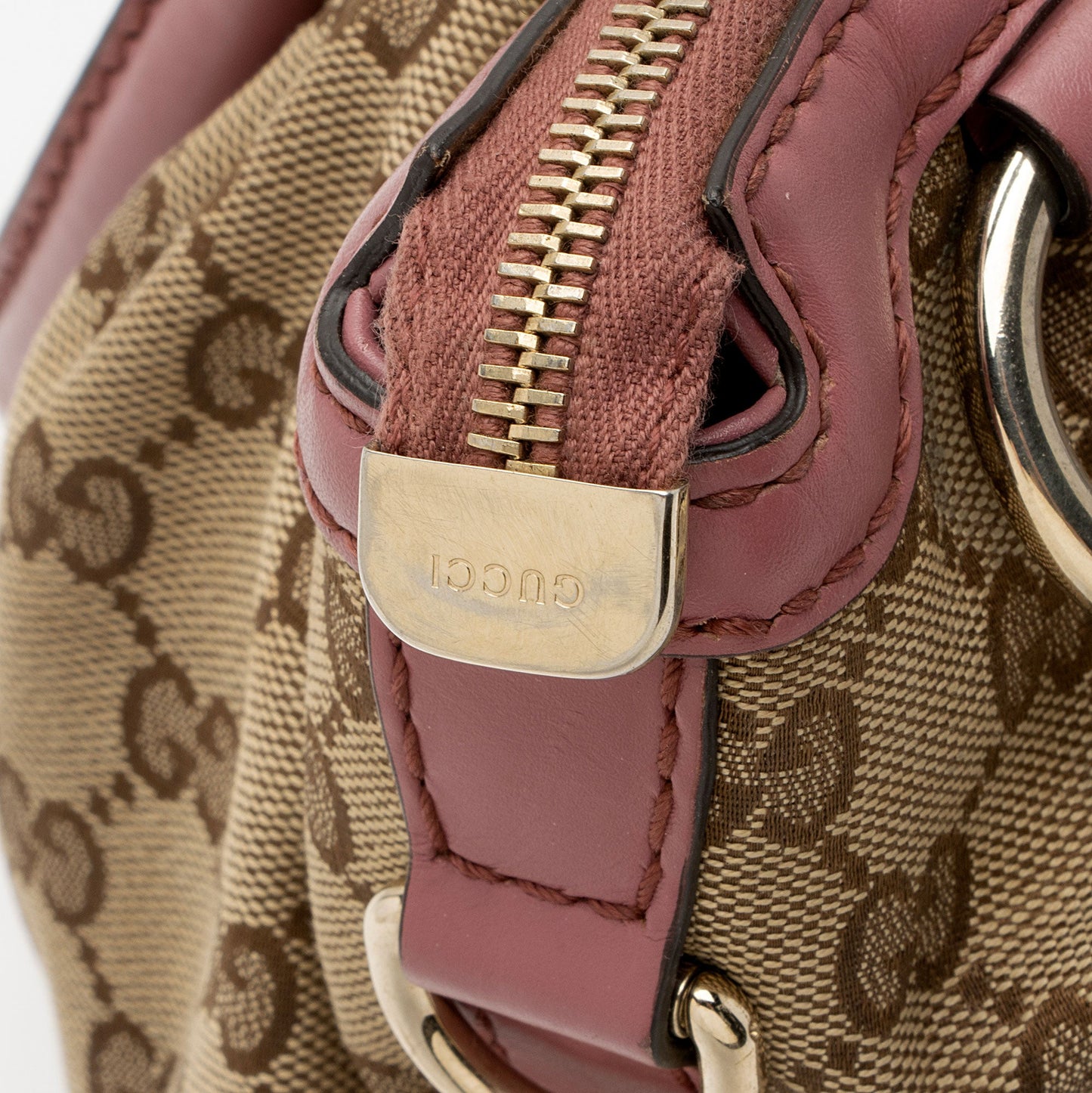 Gucci GG Canvas Sukey Medium Satchel (SHF-pOZTUq)