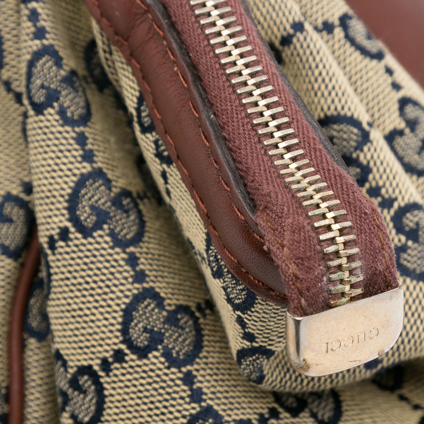 Gucci GG Canvas Sukey (SHG-341MXF)