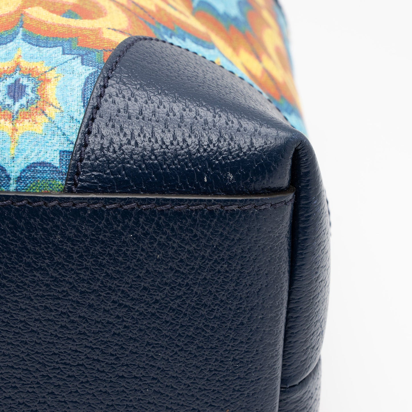 Gucci GG Kaleidoscope Canvas 100th Anniversary Medium Tote (SHF-vURevc)
