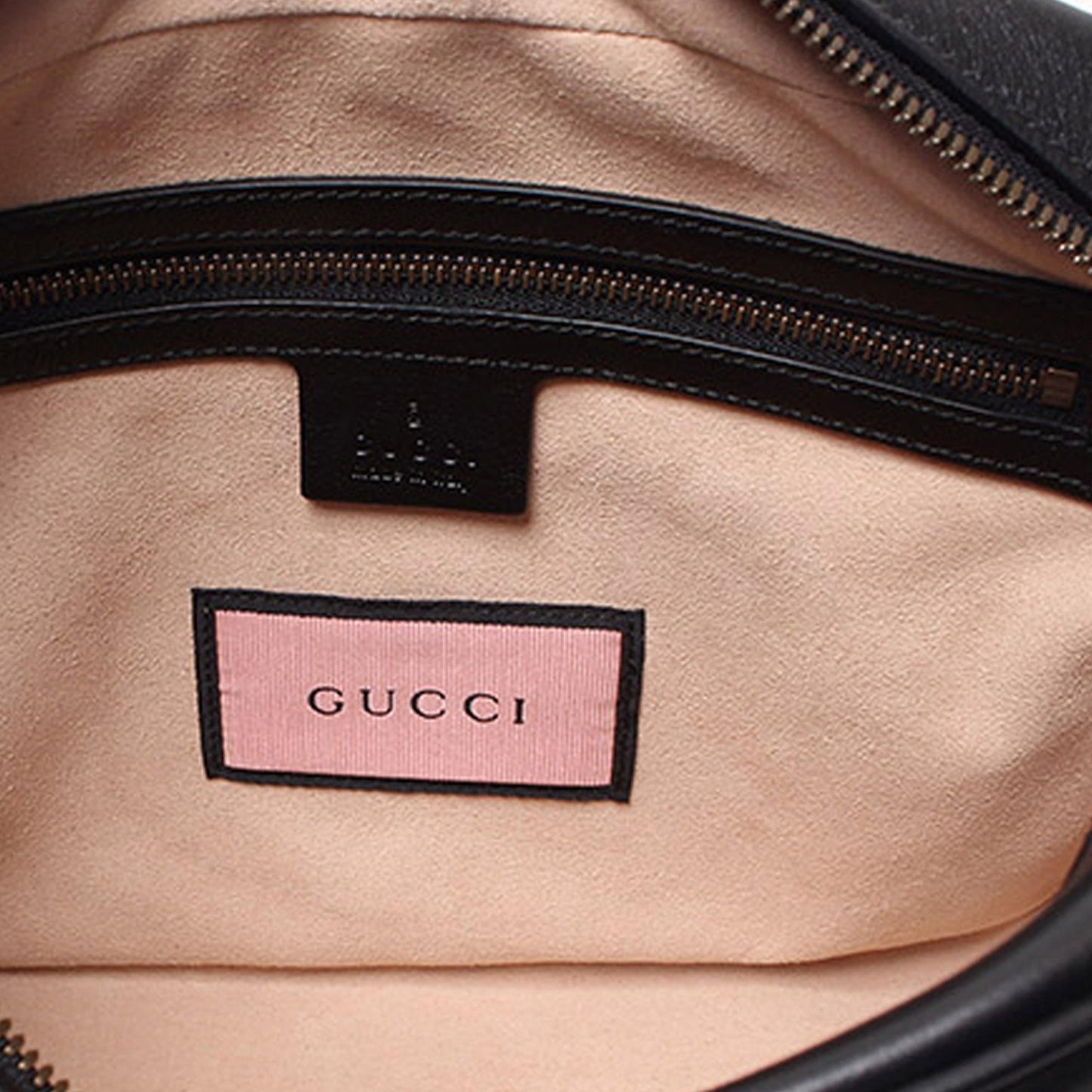 Gucci GG Marmont Ghost Crossbody (SHG-jsbxel)
