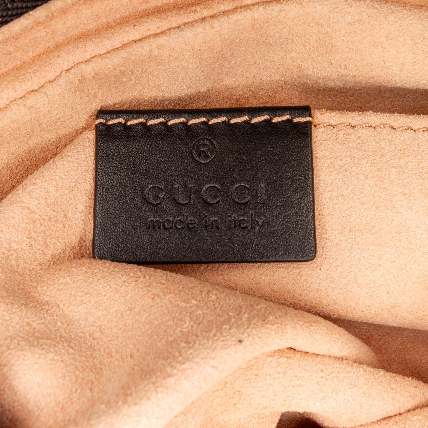 Gucci GG Marmont Matelasse Belt Bag (SHG-MpX2RD)