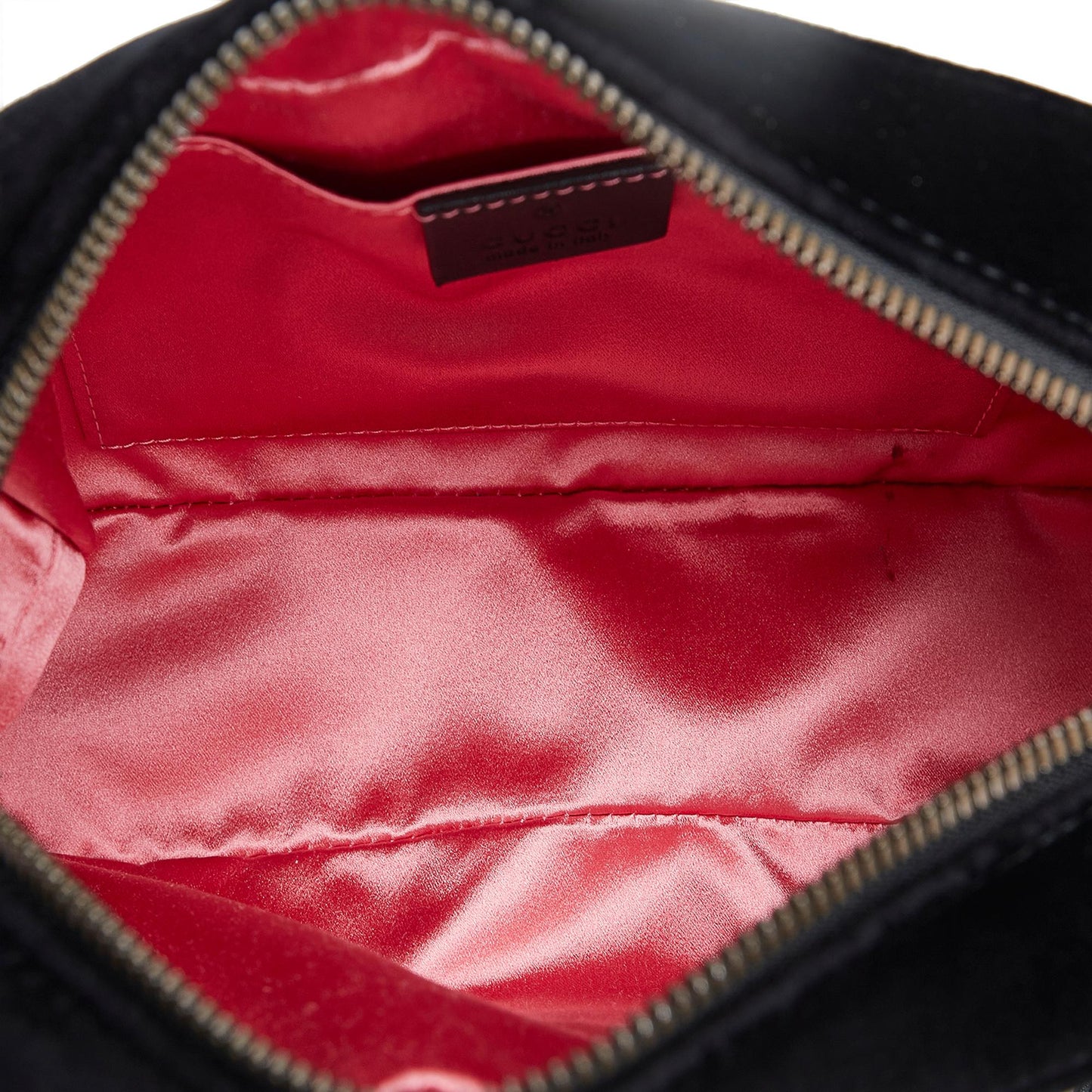 Gucci GG Marmont Velvet Crossbody (SHG-XEPO6u)