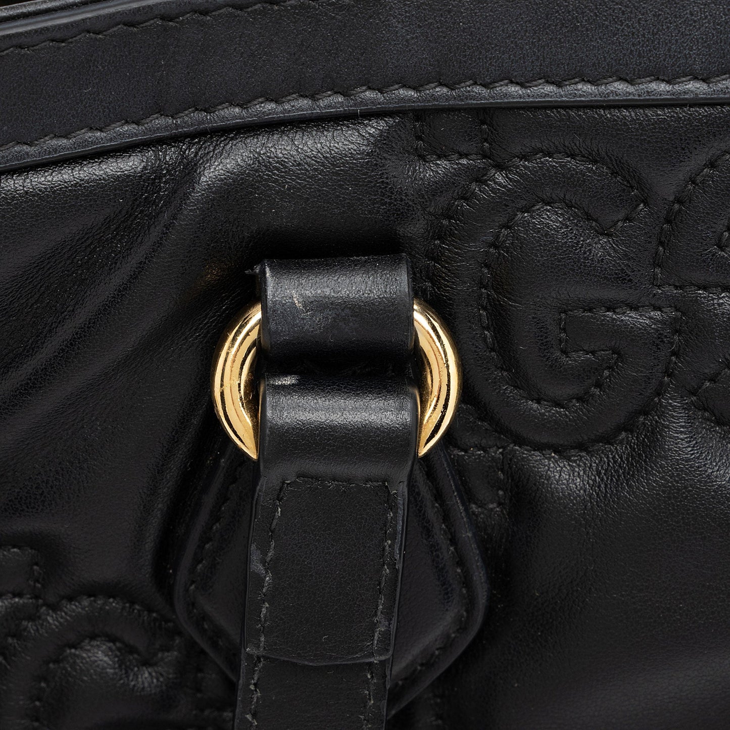 Gucci Jumbo GG Matelasse Medium Tote (SHF-GyLDDY)