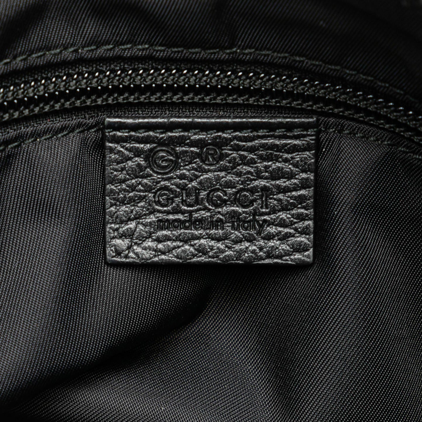 Gucci GG Nylon Crossbody (SHG-0d7rsi)