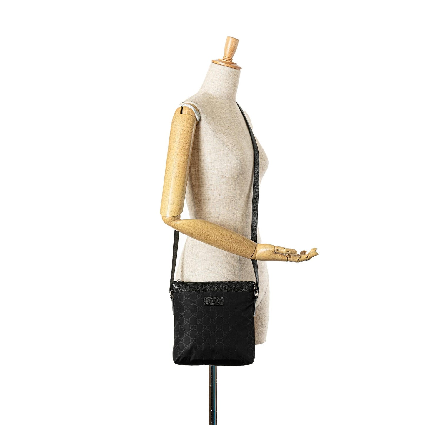 Gucci GG Nylon Crossbody (SHG-0d7rsi)