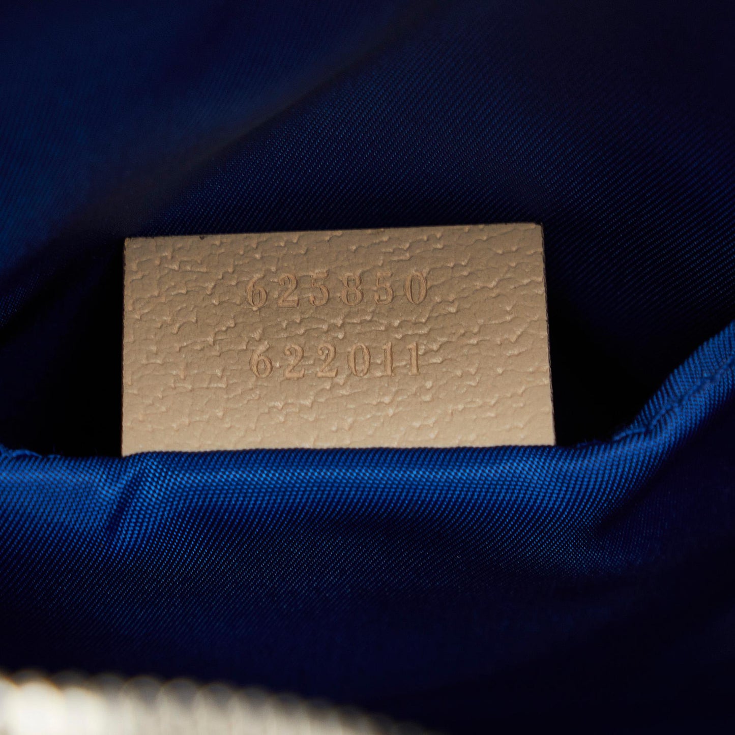 Gucci GG Nylon Off the Grid (SHG-hpfSGL)