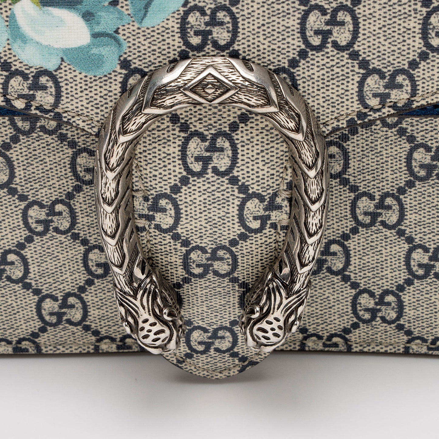 Gucci GG Supreme Blooms Dionysus Small Shoulder Bag (SHF-X2N0d4)