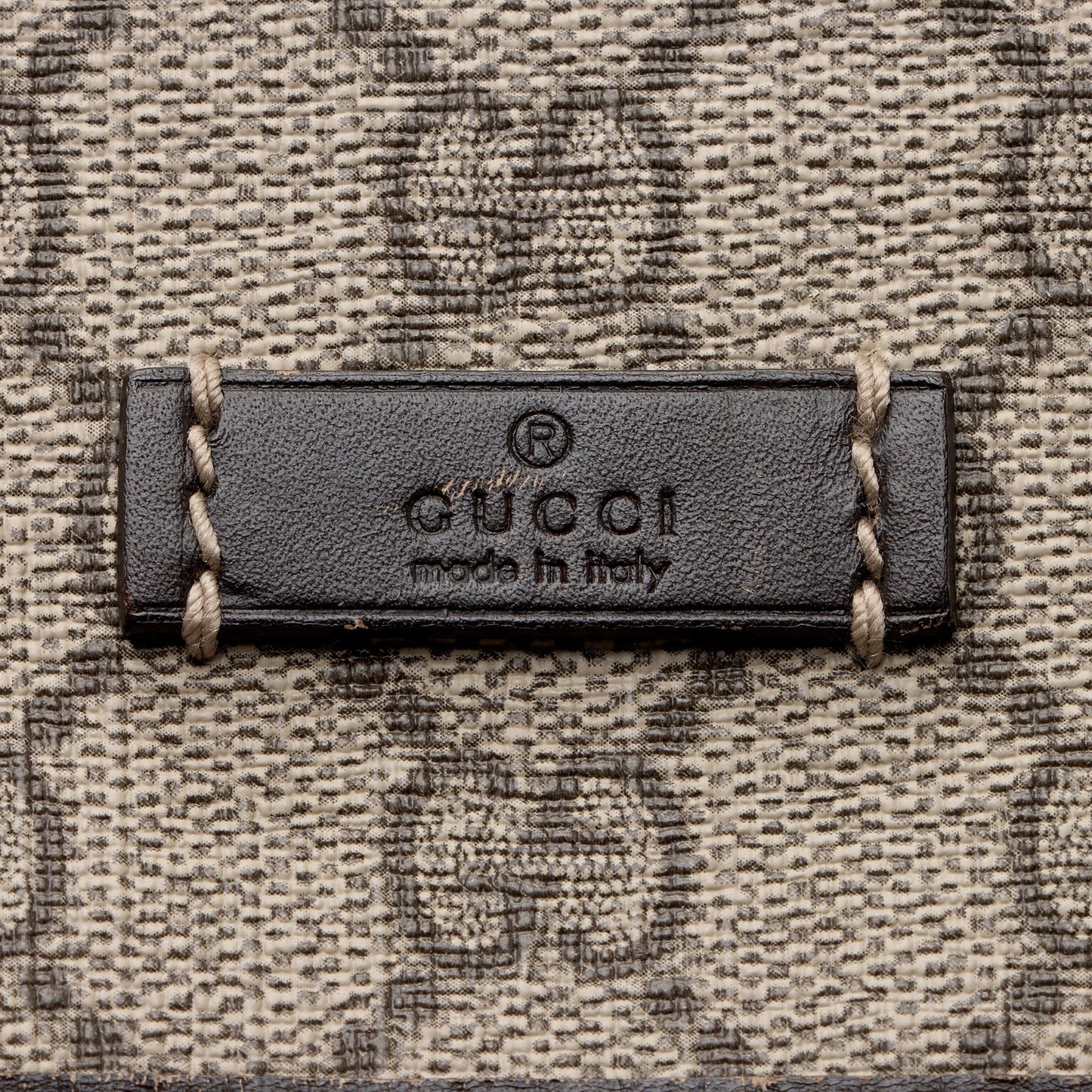 Gucci GG Supreme Buckle Backpack (SHF-143x2E)