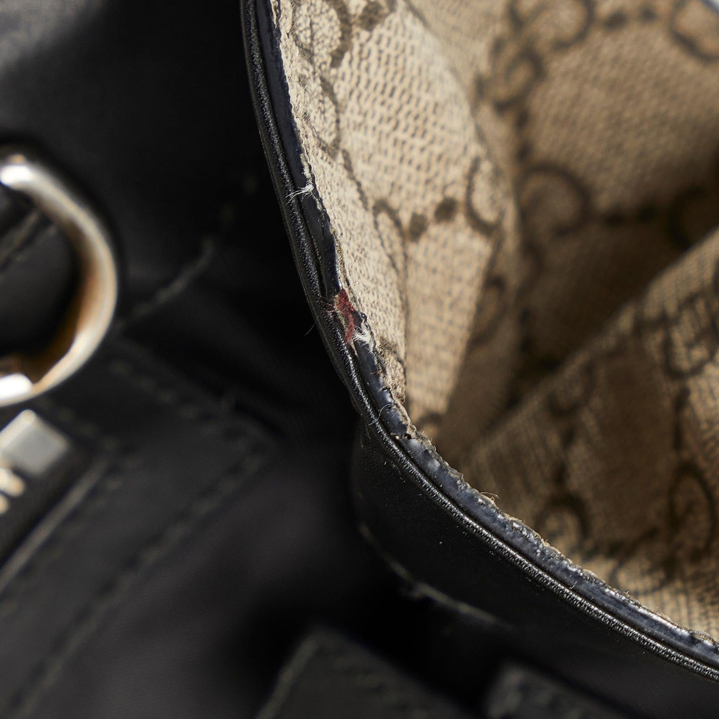 Gucci GG Supreme Convertible Soft Tote (SHG-j1BCpq)