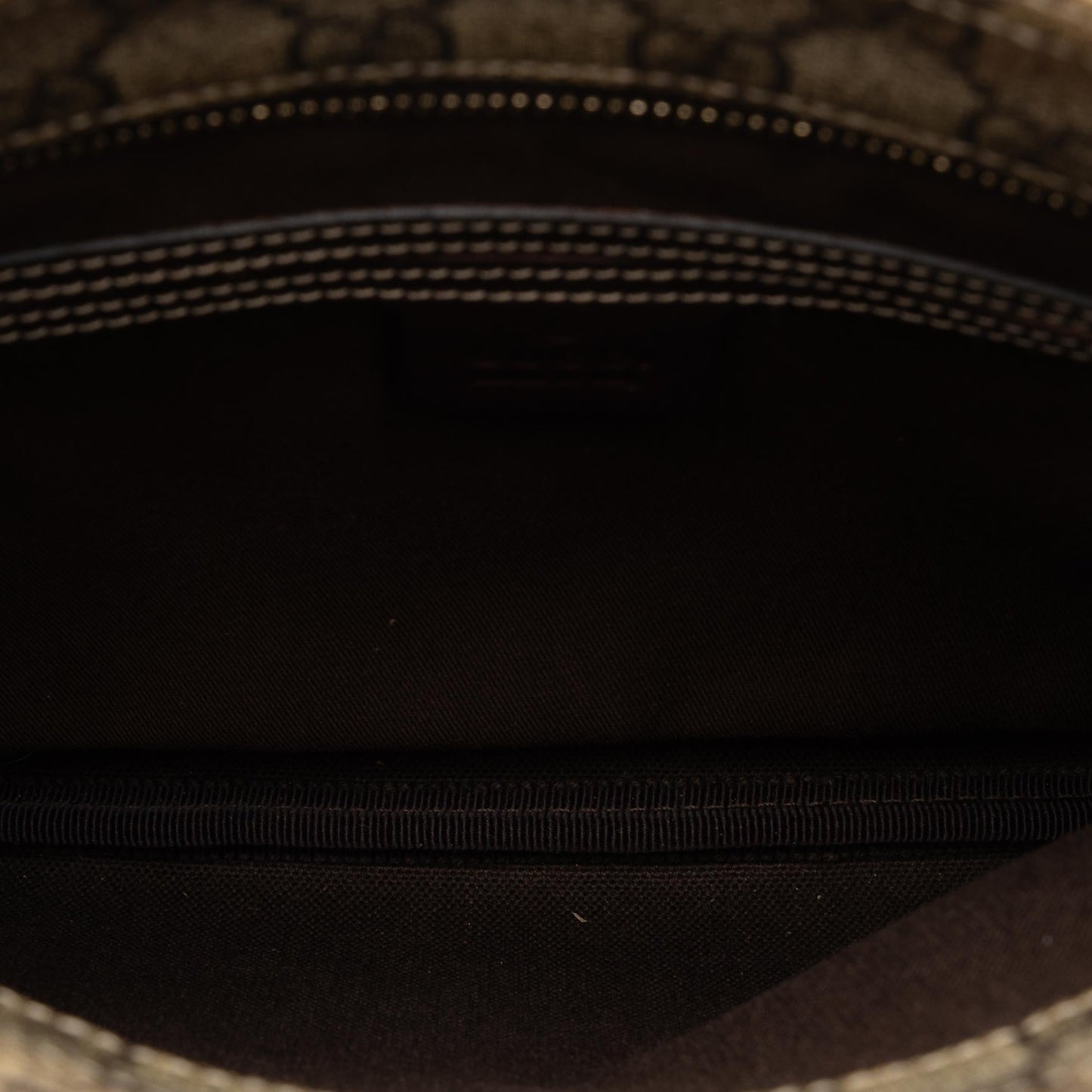 Gucci GG Supreme Crossbody Bag (SHG-7iiJry)