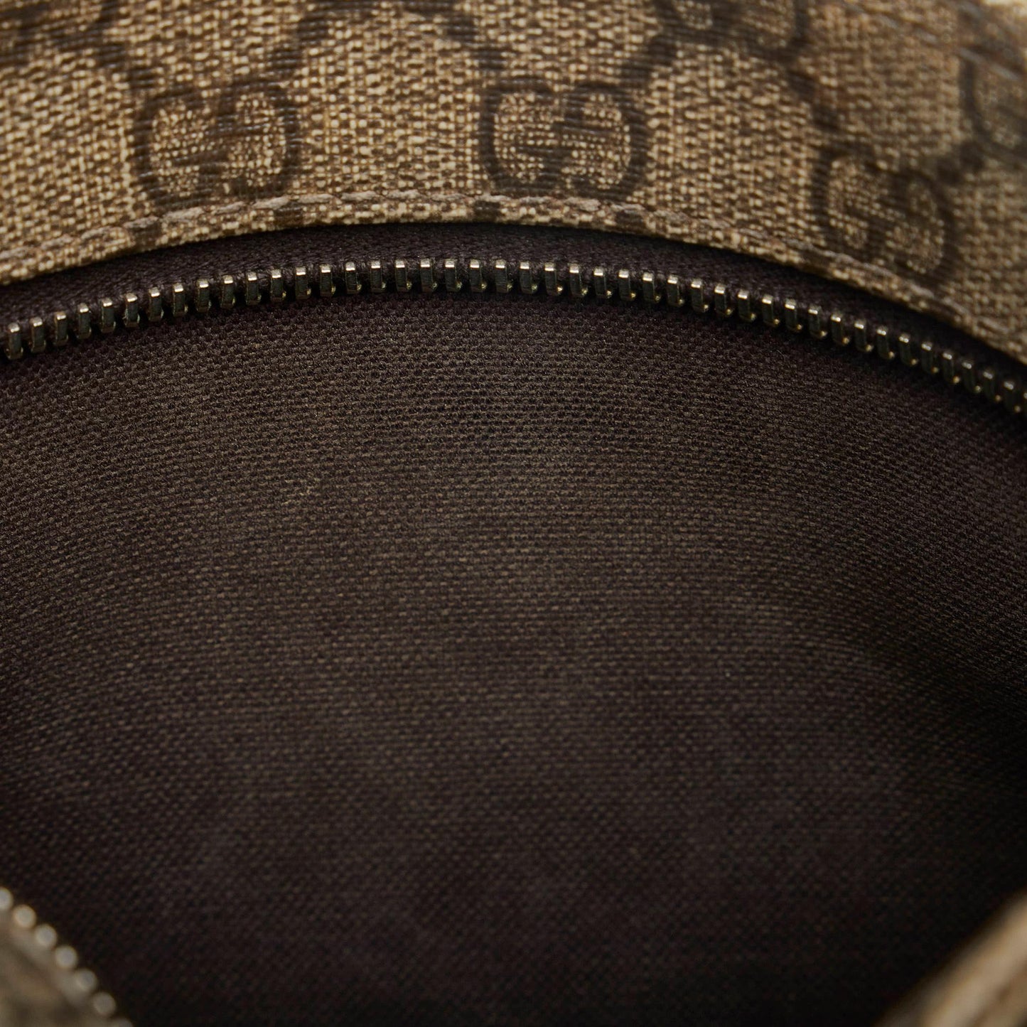Gucci GG Supreme Crossbody (SHG-TjrCxp)