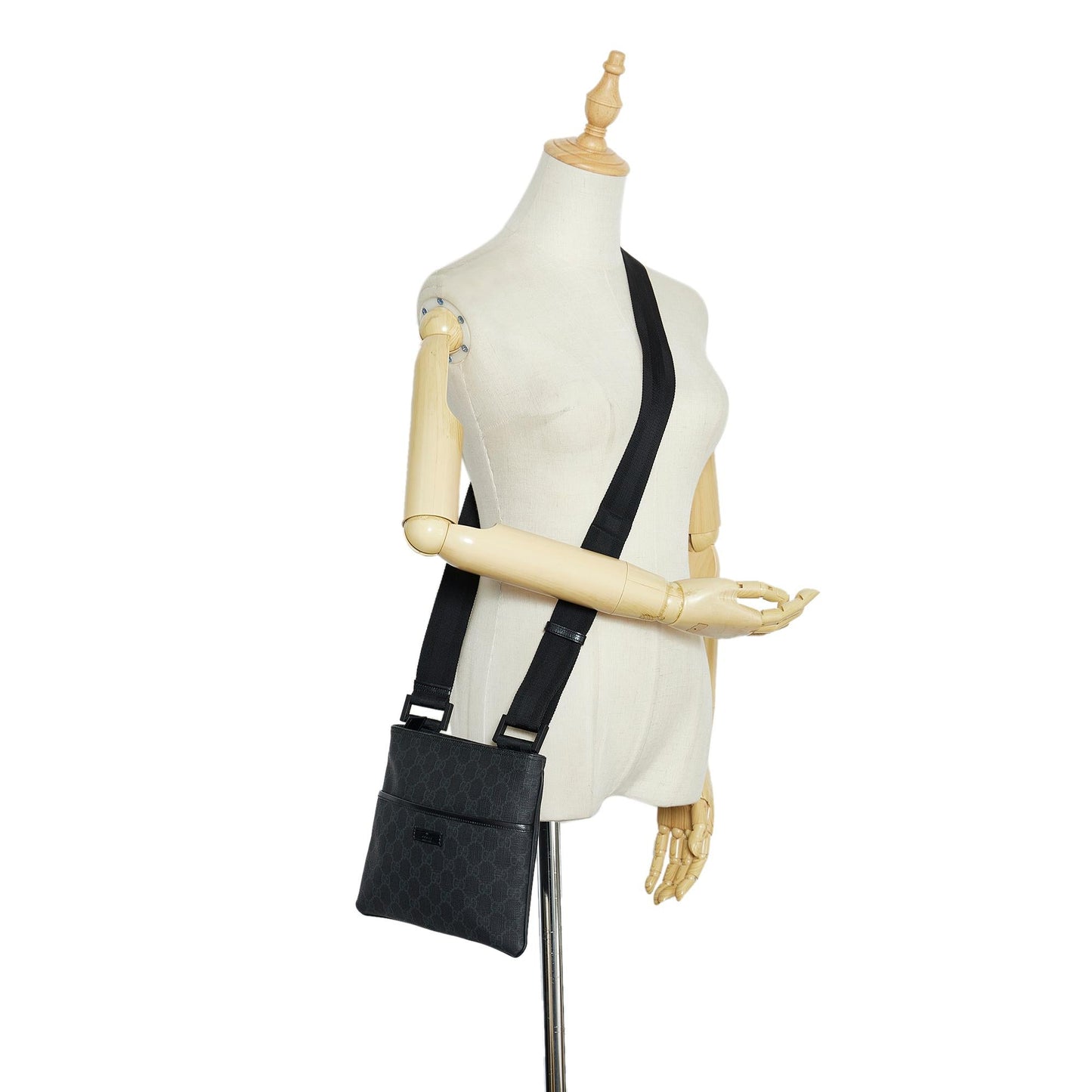 Gucci GG Supreme Crossbody (SHG-AMS5DT)