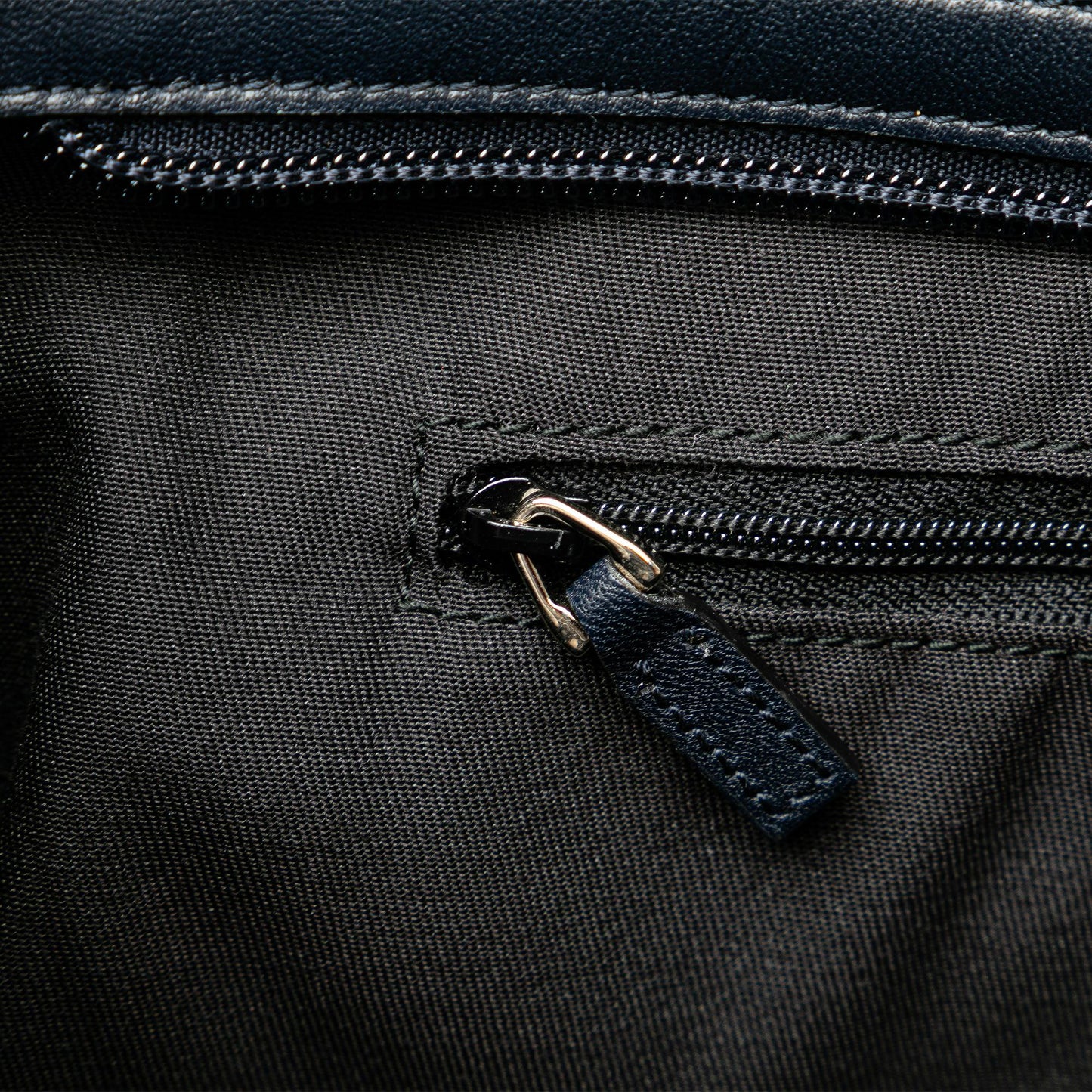 Gucci GG Supreme Crossbody (SHG-q4CPll)