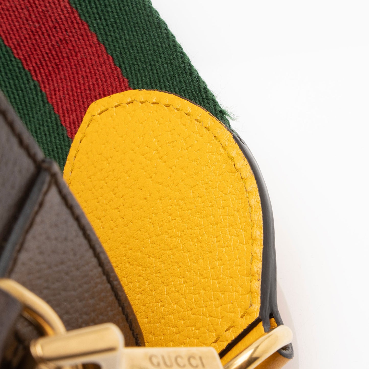 Gucci GG Supreme Neo Vintage Messenger Bag (SHF-Y80E18)