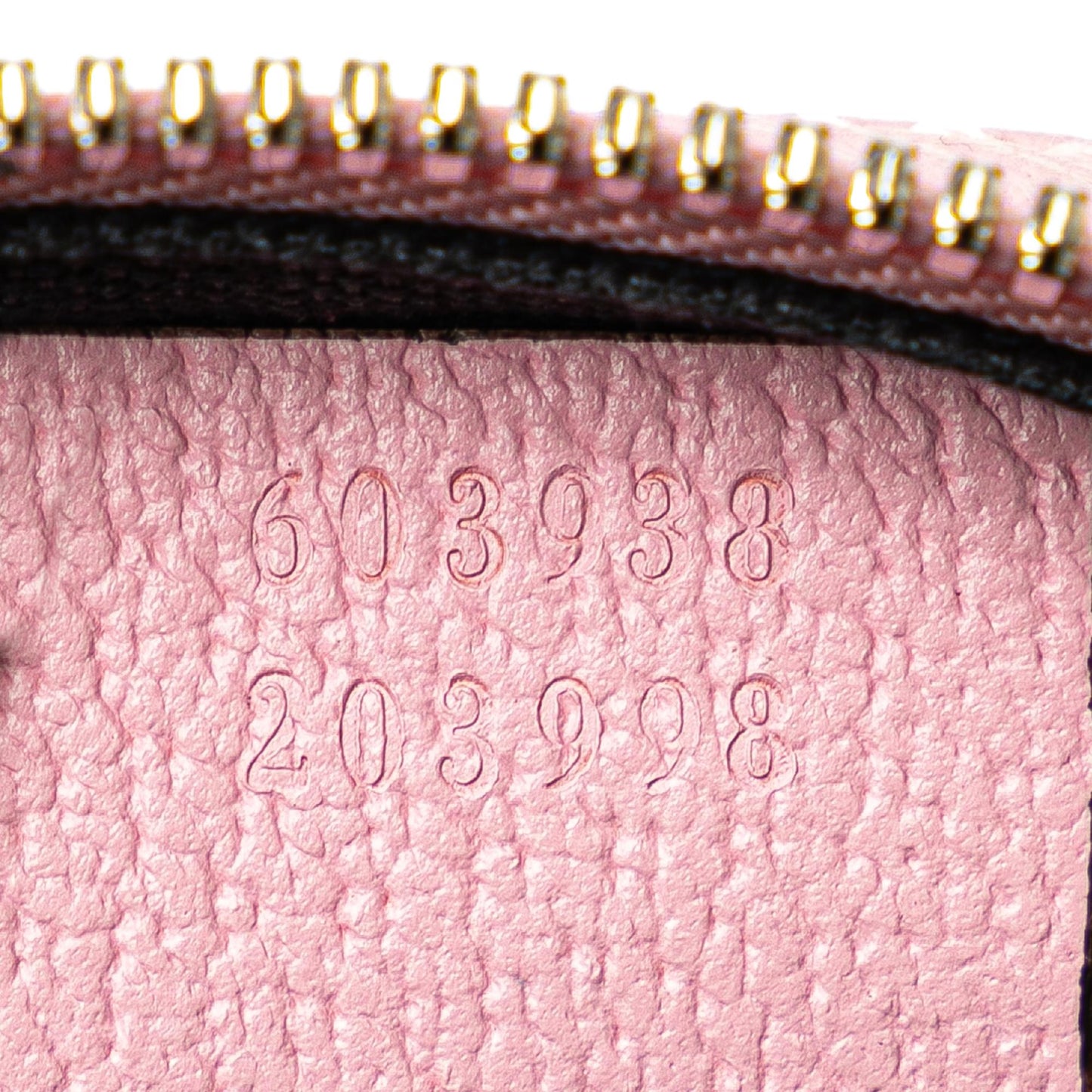 Gucci GG Supreme Psychedelic Round Crossbody (SHG-QNIXUR)