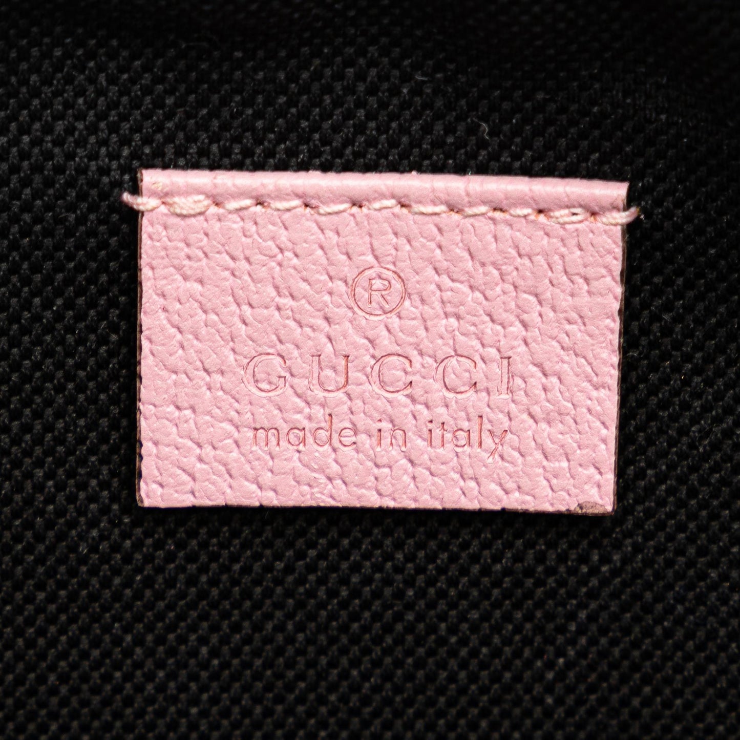 Gucci GG Supreme Psychedelic Round Crossbody (SHG-QNIXUR)