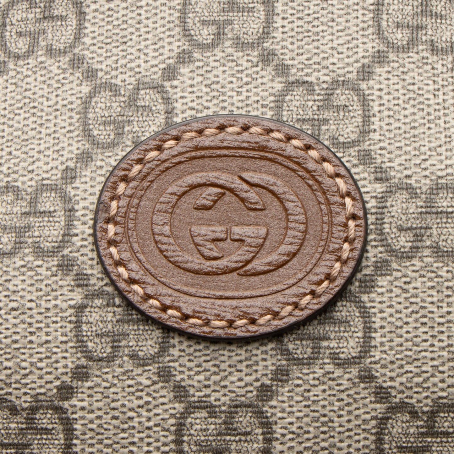 Gucci GG Supreme Retro Medium Backpack