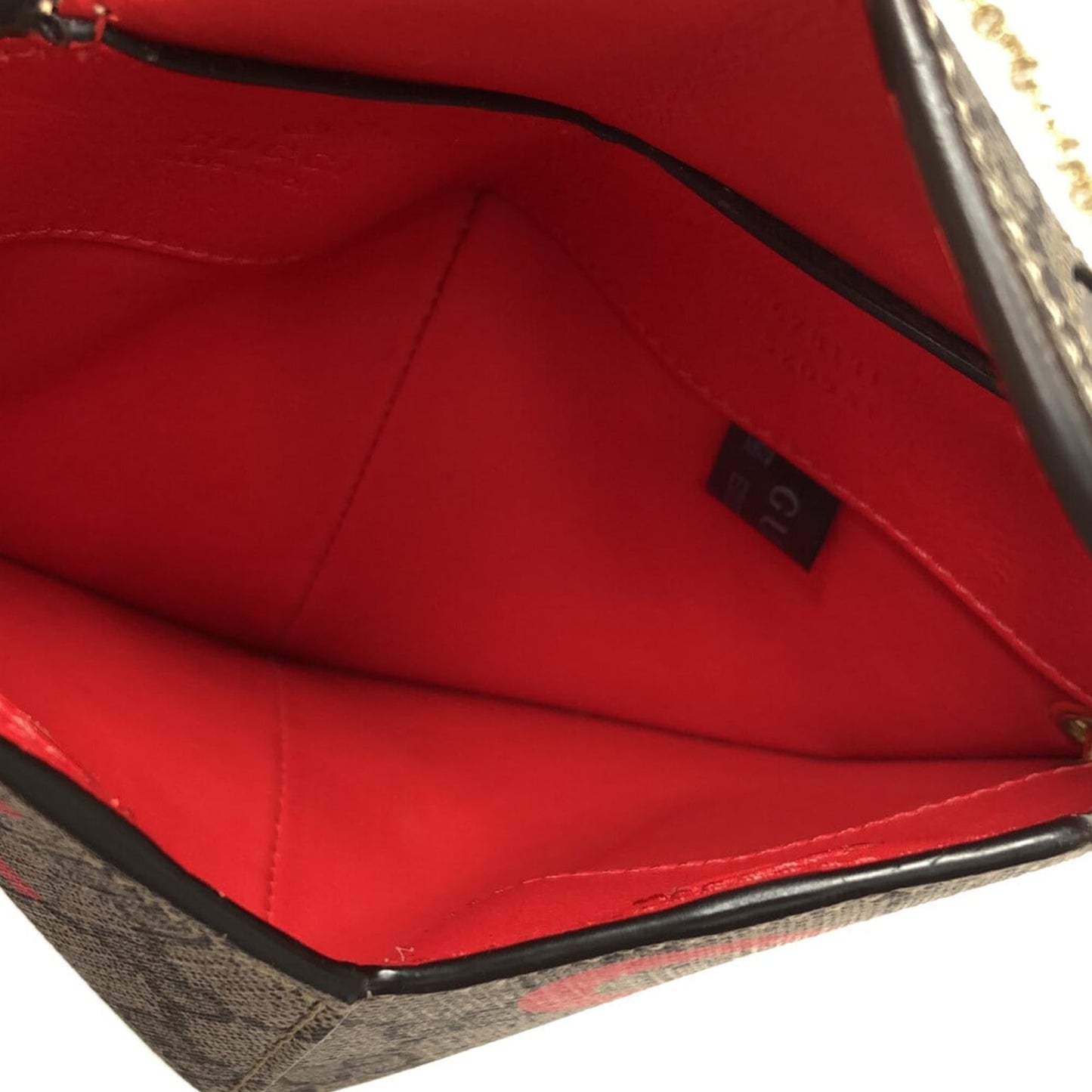 Gucci GG Supreme Valentines Day Heart Chain Bag (SHG-fLEeKq)