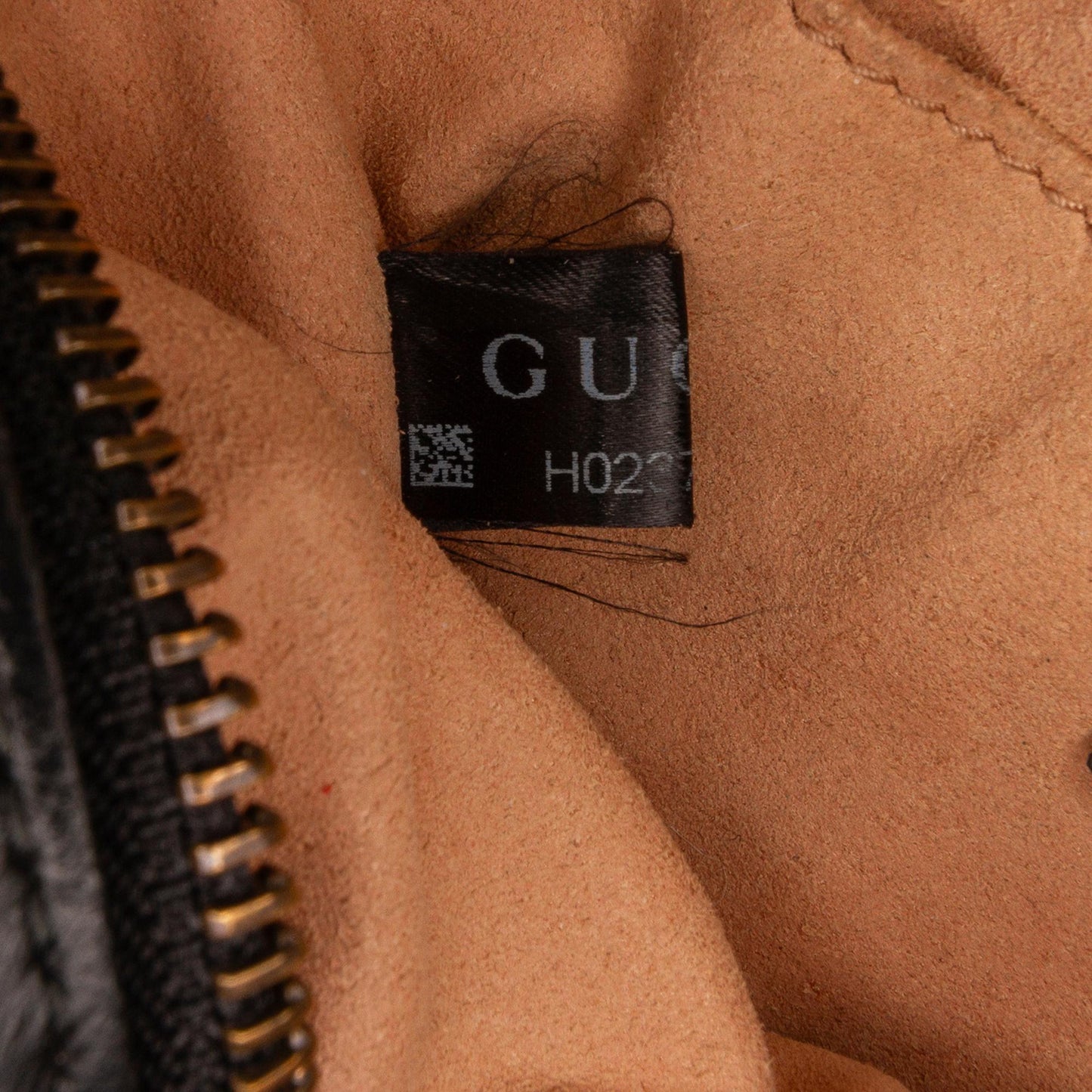 Gucci Gg Marmont Matelasse Crossbody (SHG-ix0CHC)