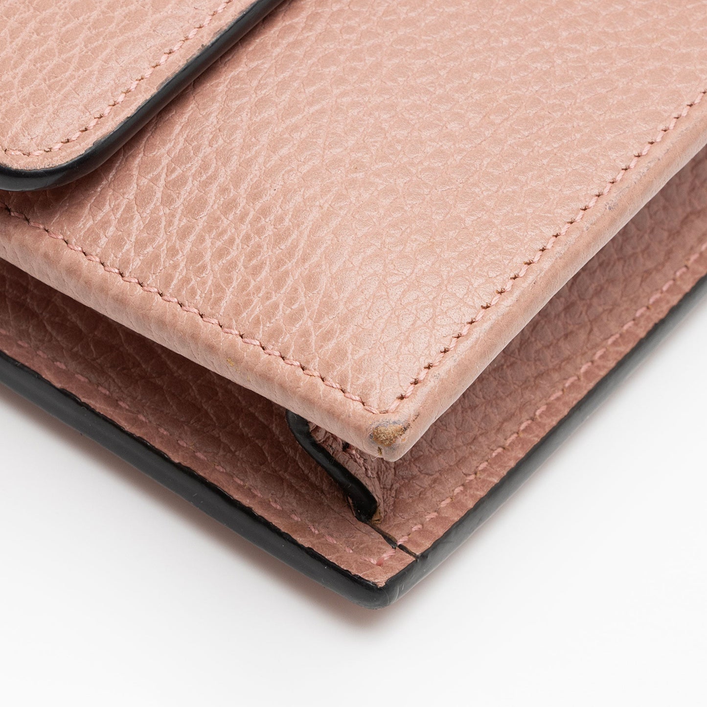 Gucci Leather Interlocking G Chain Wallet (SHF-ynDxvx)