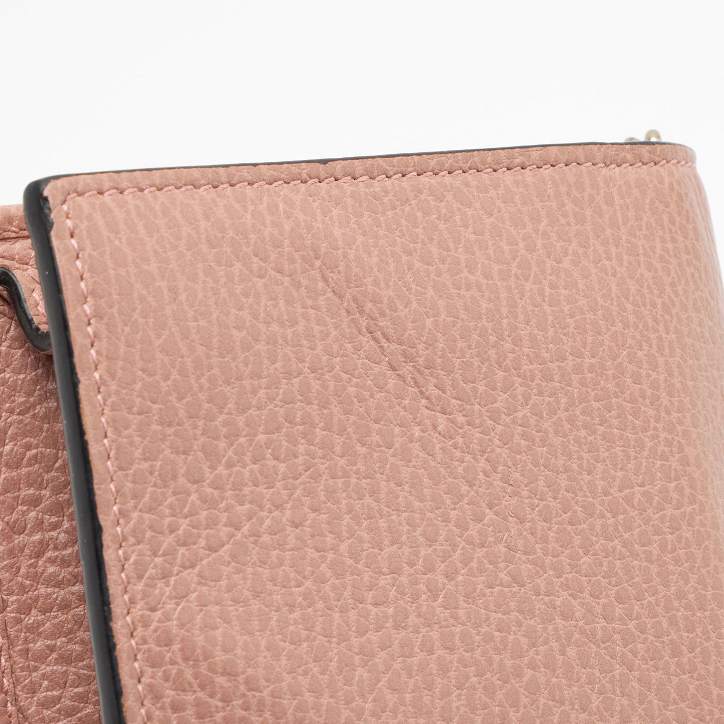 Gucci Leather Interlocking G Chain Wallet (SHF-ynDxvx)