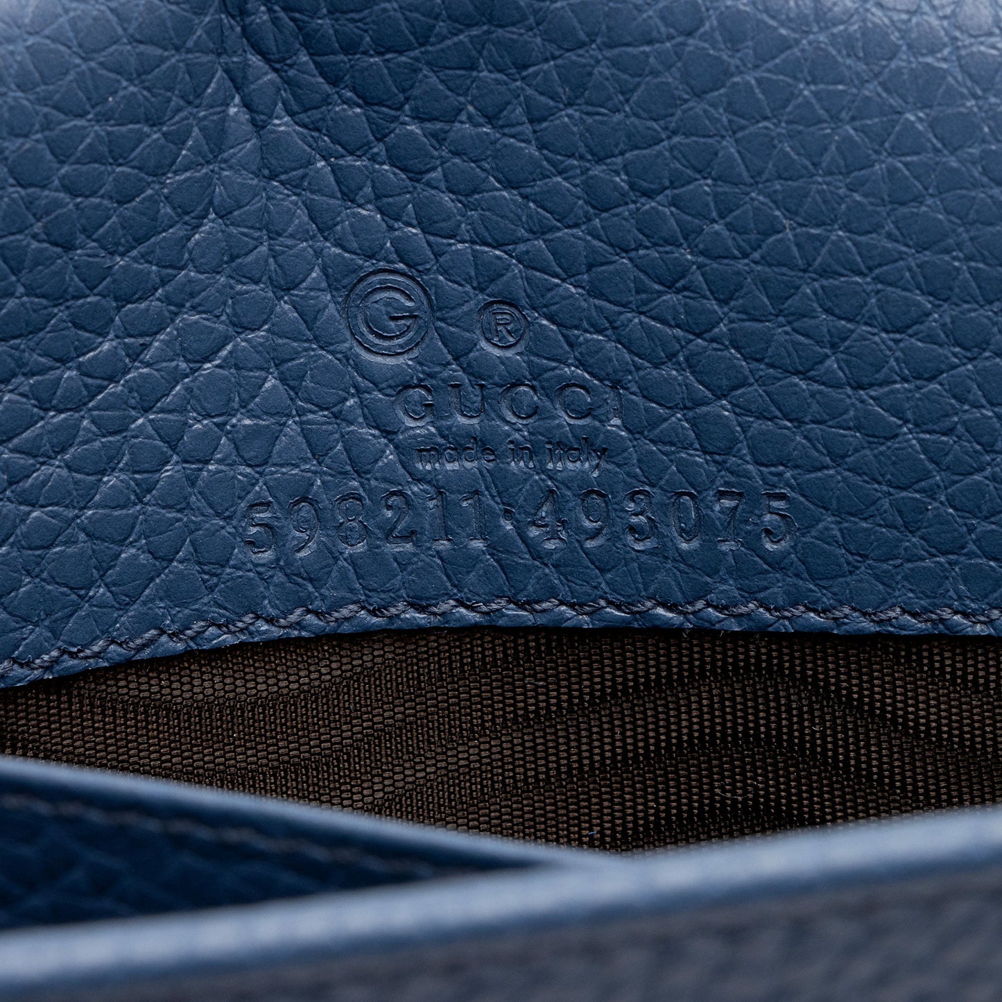 Gucci Grained Leather Soho Wallet on Chain Bag (SHF-6pAjFg)