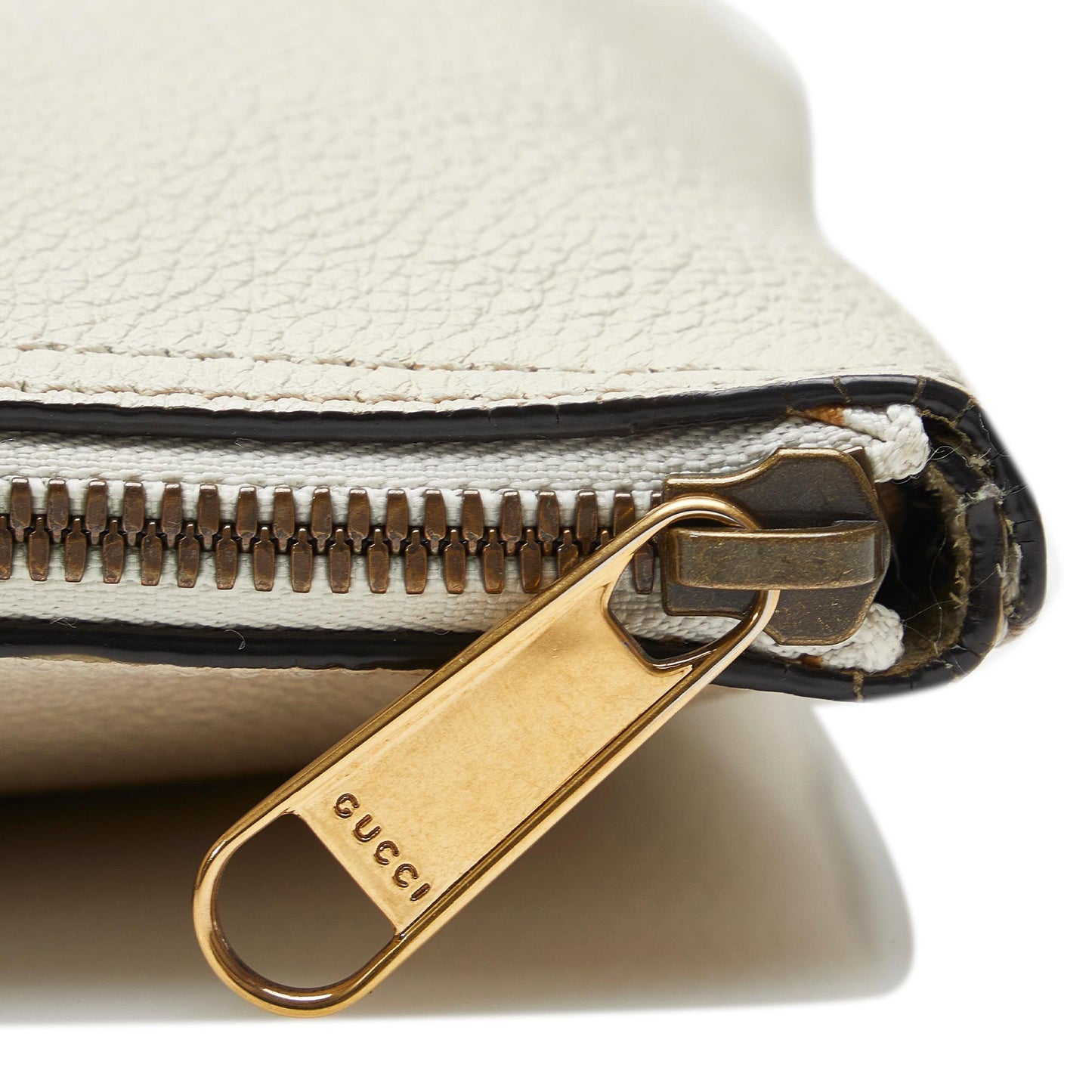 Gucci Gucci Logo Clutch Bag (SHG-9c7YpA)