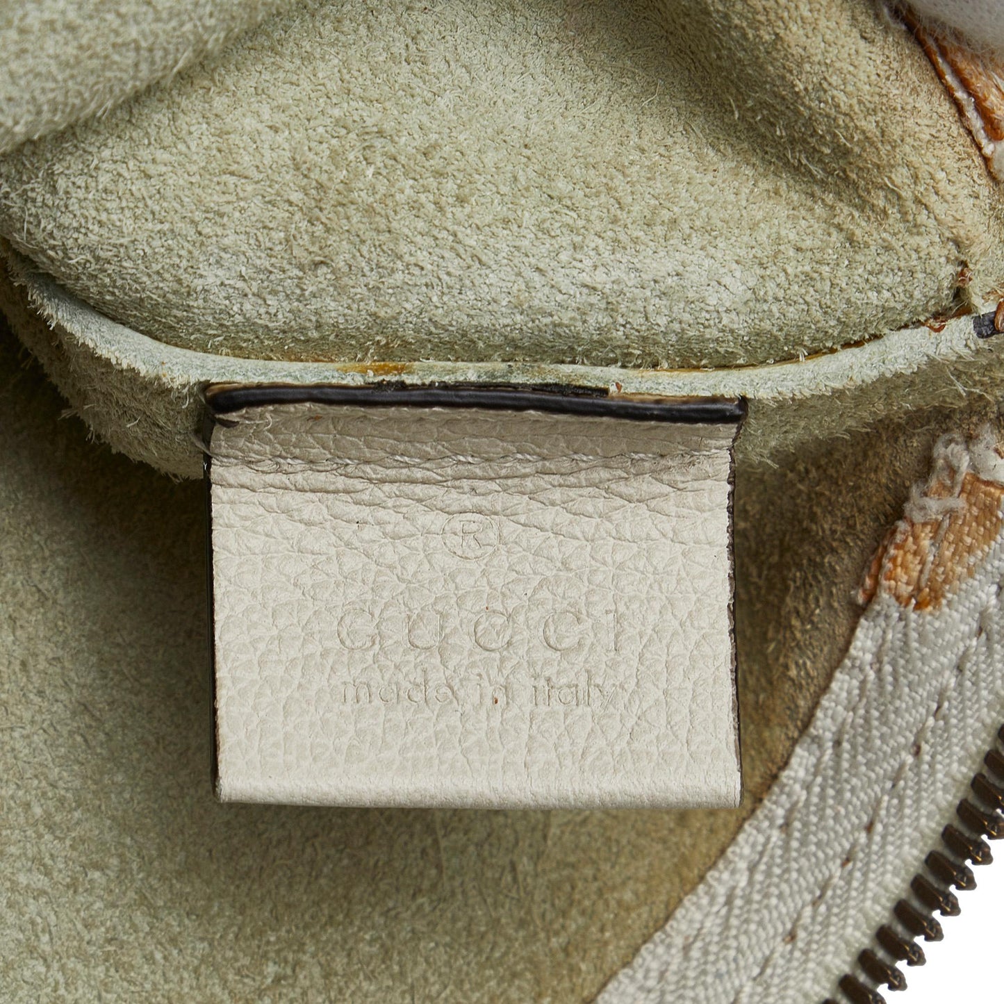 Gucci Gucci Logo Clutch Bag (SHG-9c7YpA)