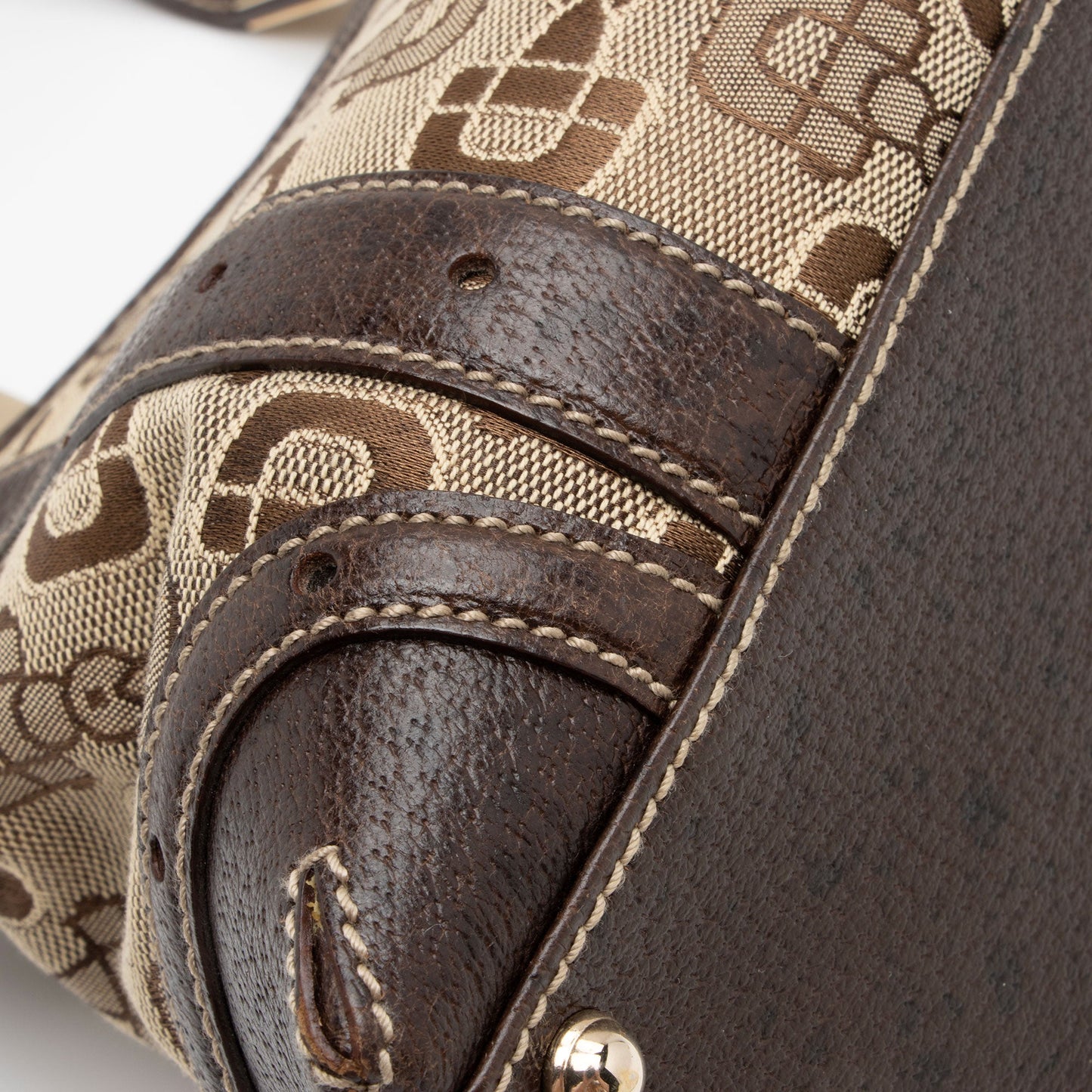 Gucci Horsebit Canvas Shoulder Bag (SHF-t8v4XG)