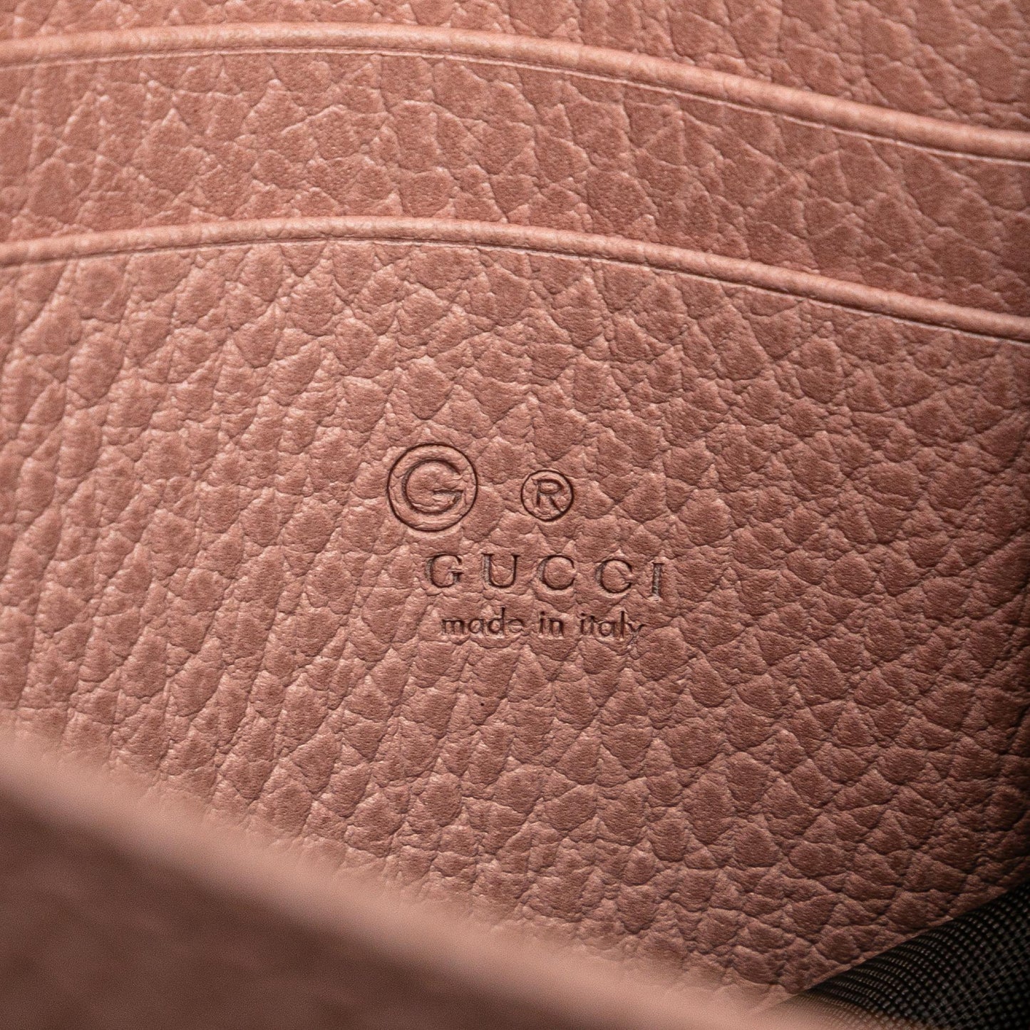 Gucci Interlocking G Dollar Wallet on Chain