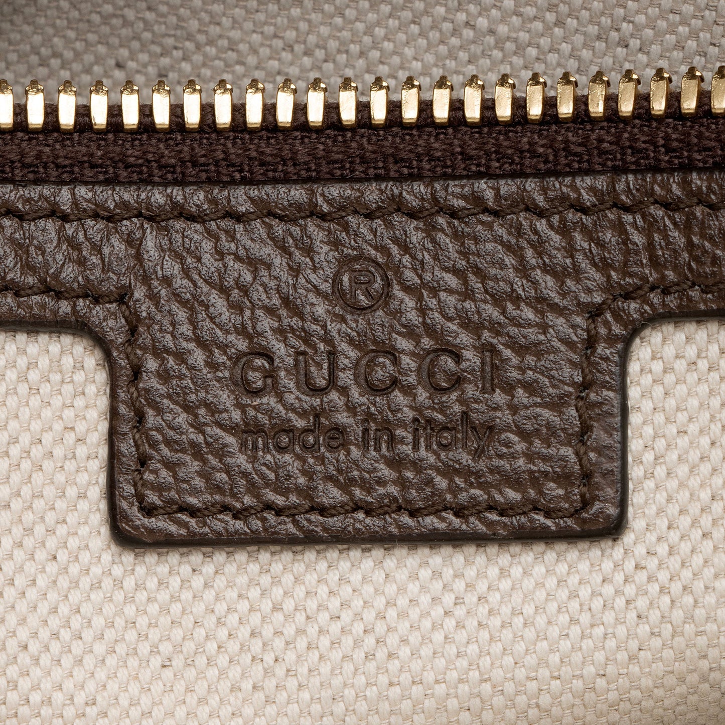 Gucci Jumbo GG Canvas Messenger Bag (SHF-UveRhC)