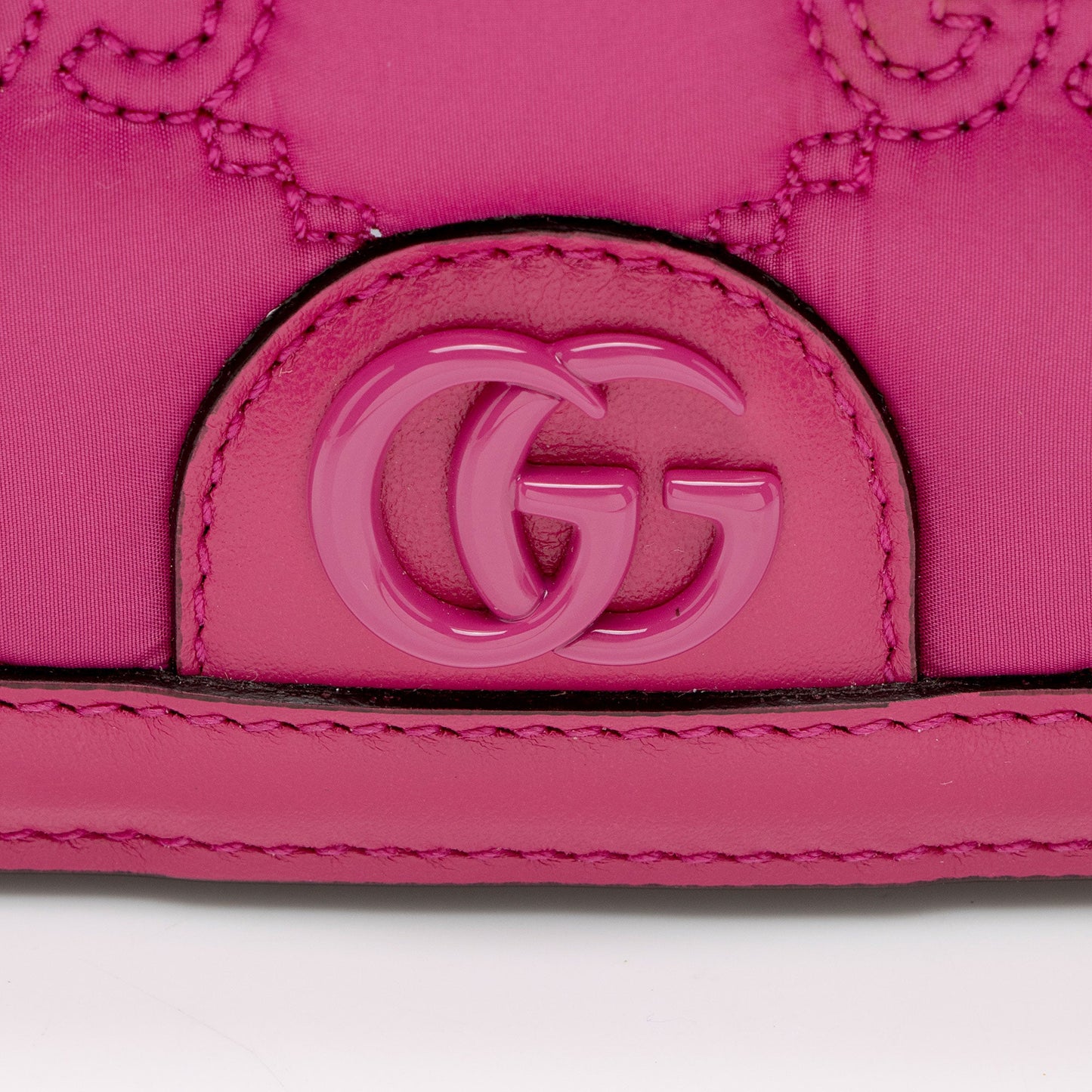Gucci Jumbo GG Matelasse Nylon Mini Chain Bag (SHF-Lmth9n)