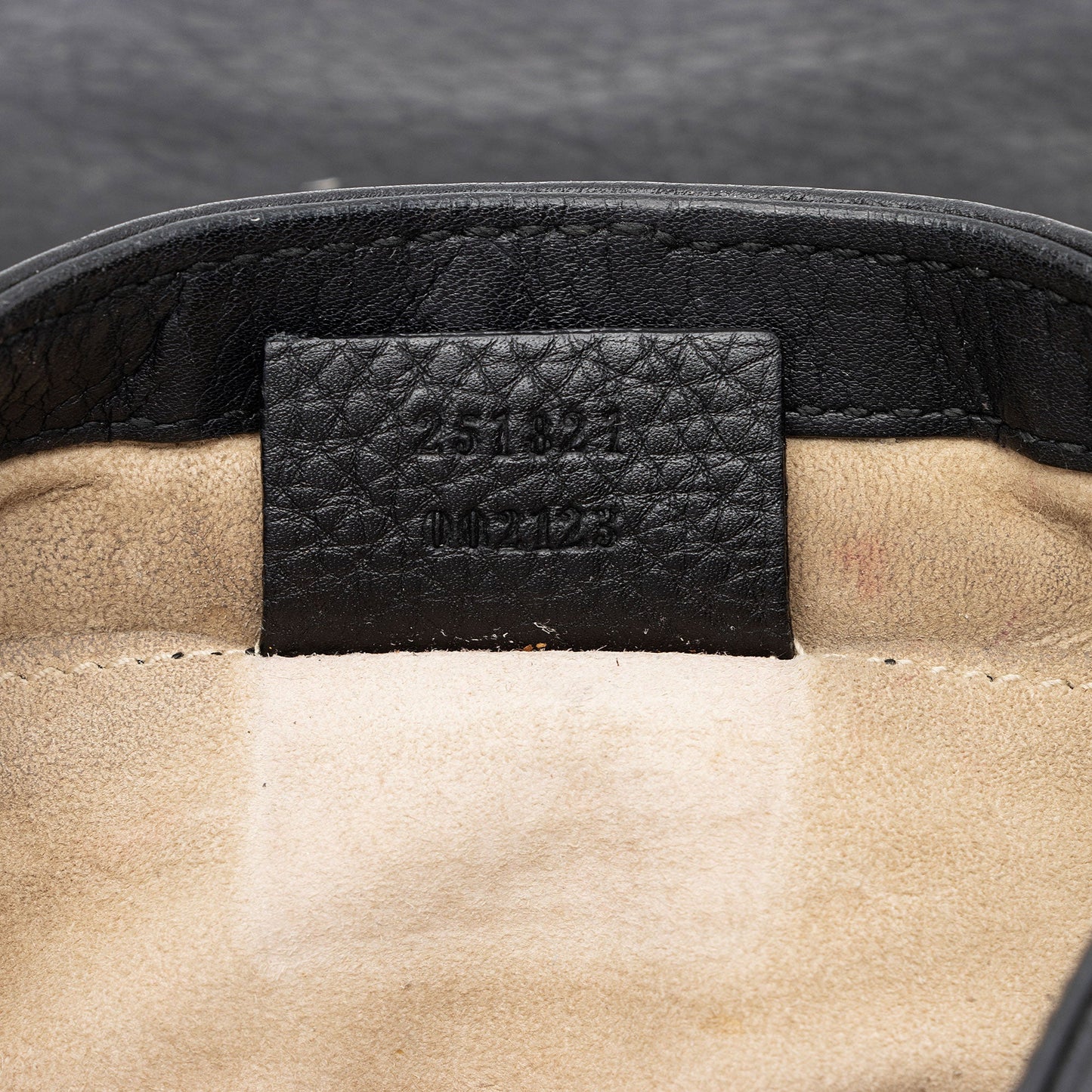 Gucci Leather 1973 Small Shoulder Bag (SHF-gAxB39)