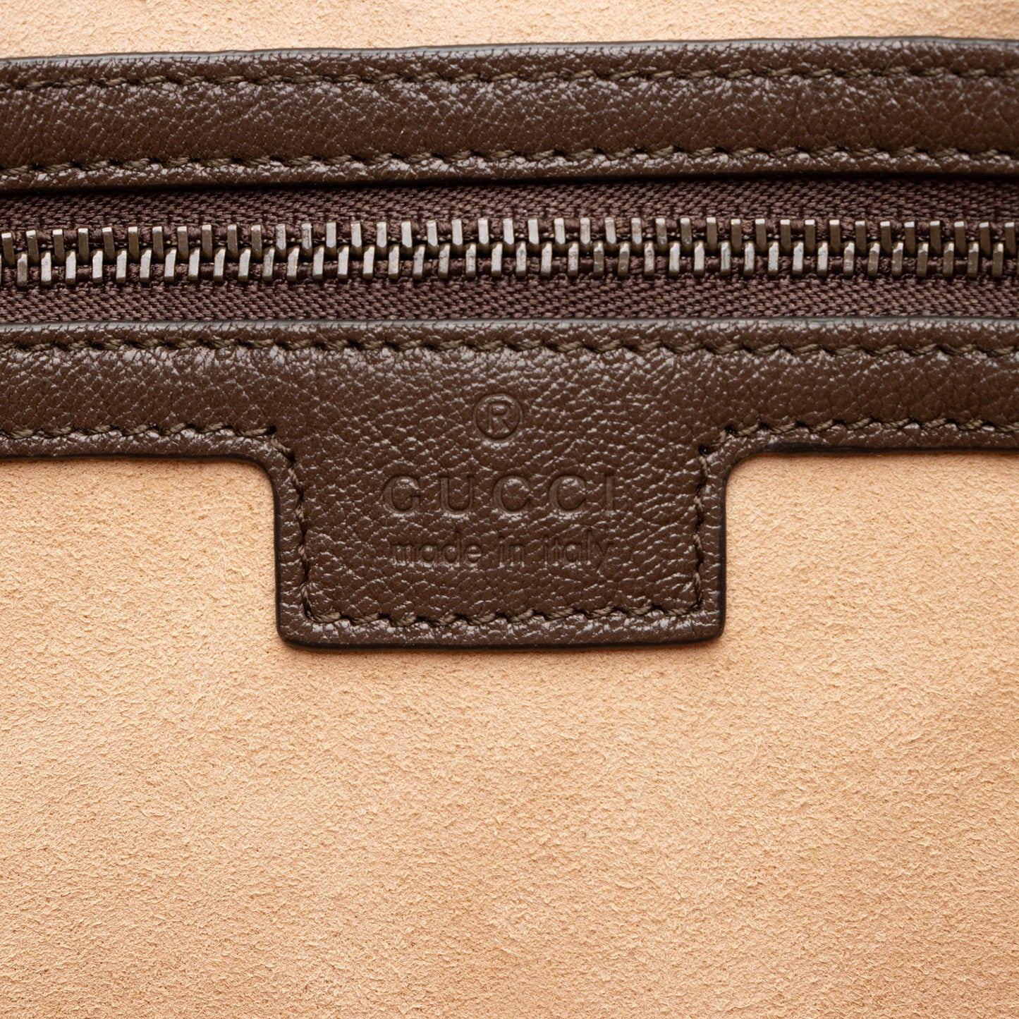 Gucci Leather Aphrodite Medium Shoulder Bag (SHF-qapGKX)