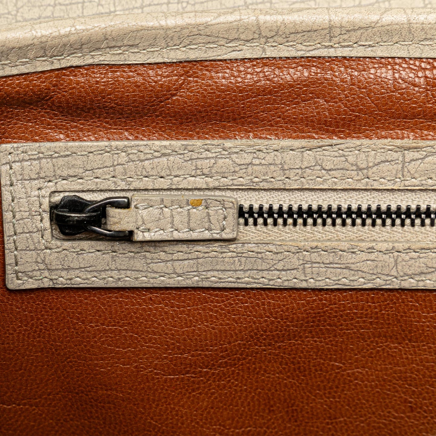 Gucci Leather Bamboo Bullet Shoulder Bag (SHG-rGZIYM)