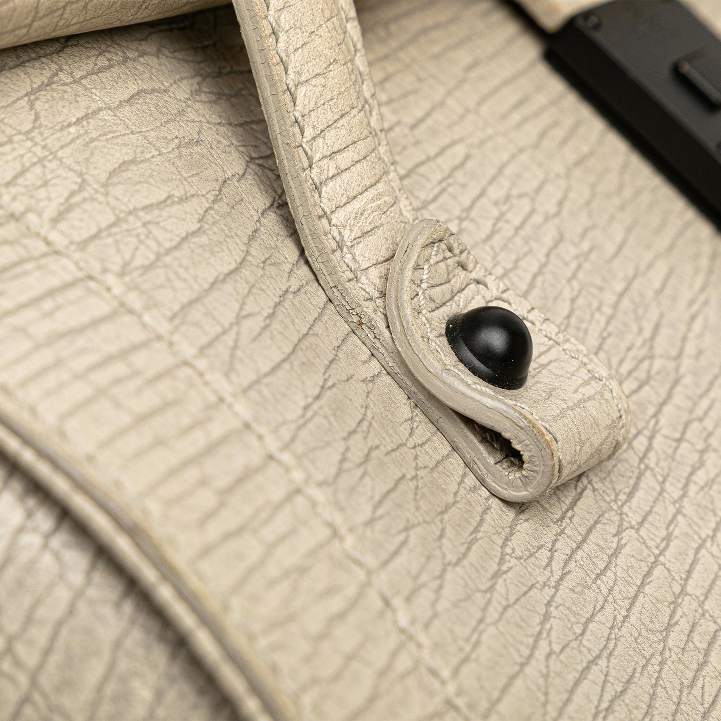 Gucci Leather Bamboo Bullet Shoulder Bag (SHG-rGZIYM)