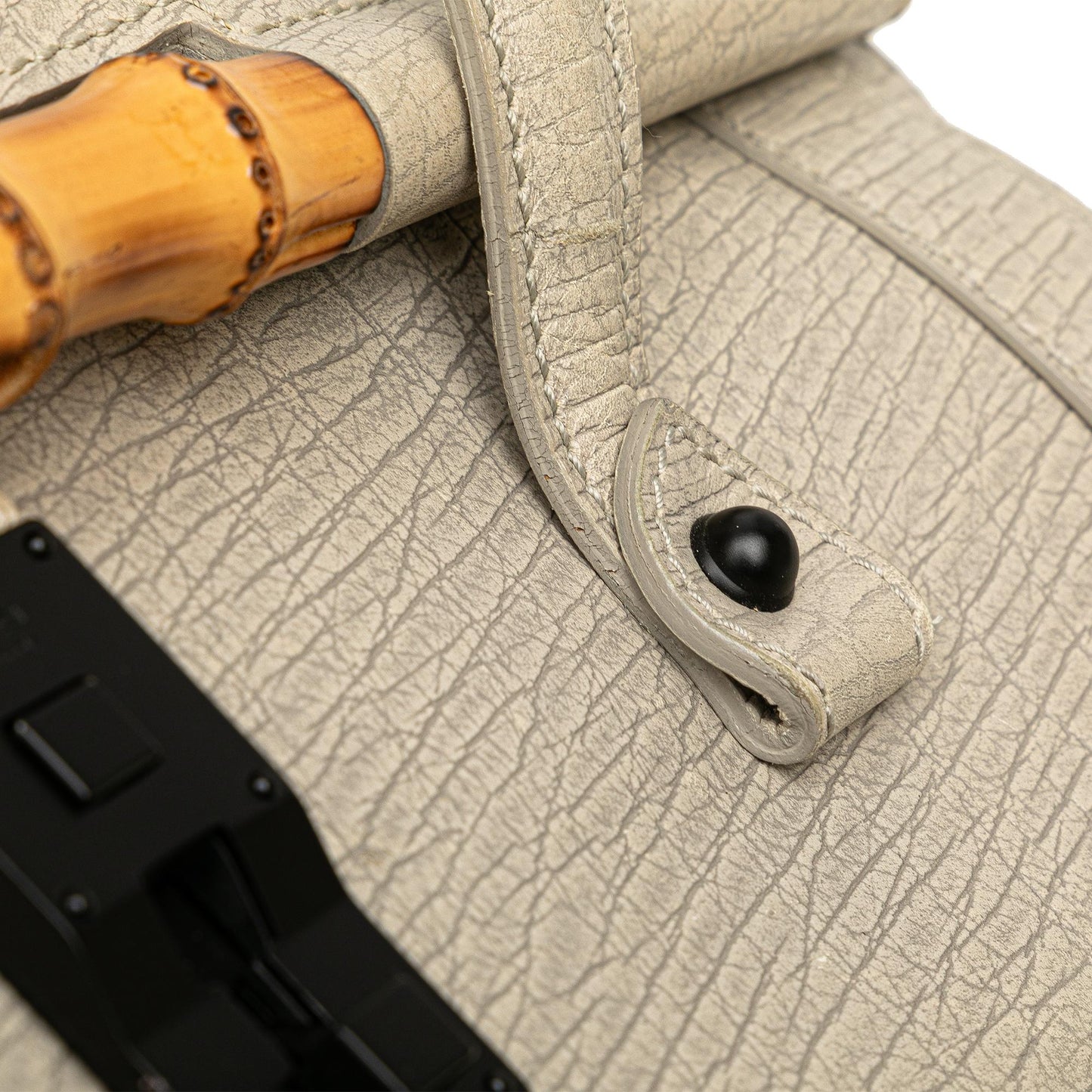 Gucci Leather Bamboo Bullet Shoulder Bag (SHG-rGZIYM)