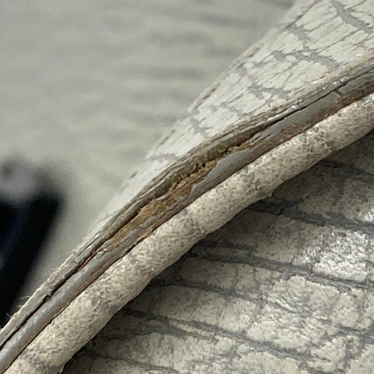 Gucci Leather Bamboo Bullet Shoulder Bag (SHG-rGZIYM)