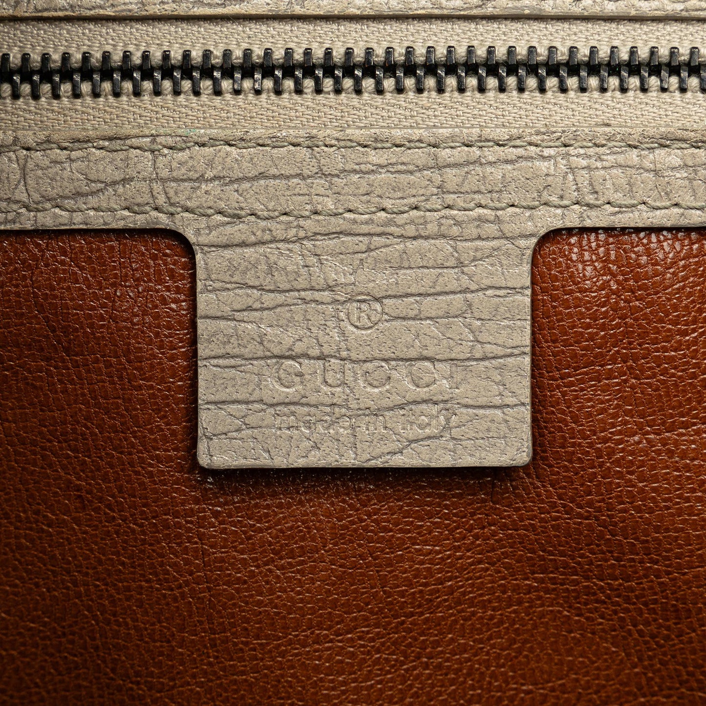 Gucci Leather Bamboo Bullet Shoulder Bag (SHG-rGZIYM)