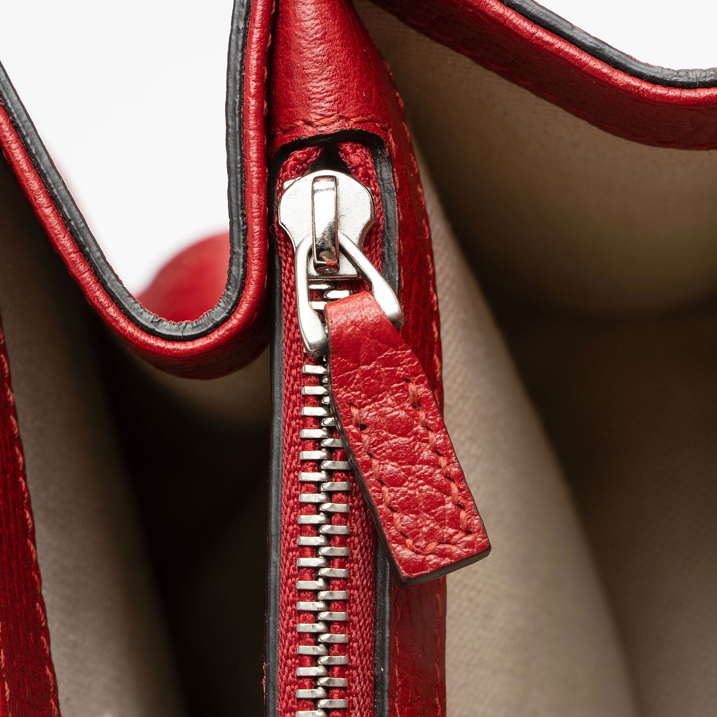 Gucci Leather Bamboo Dionysus Medium Top Handle Bag (SHF-PpGpkP)