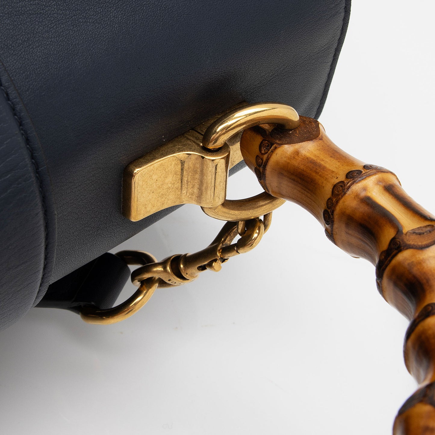 Gucci Leather Bamboo Dionysus Medium Top Handle (SHF-ZwptD2)