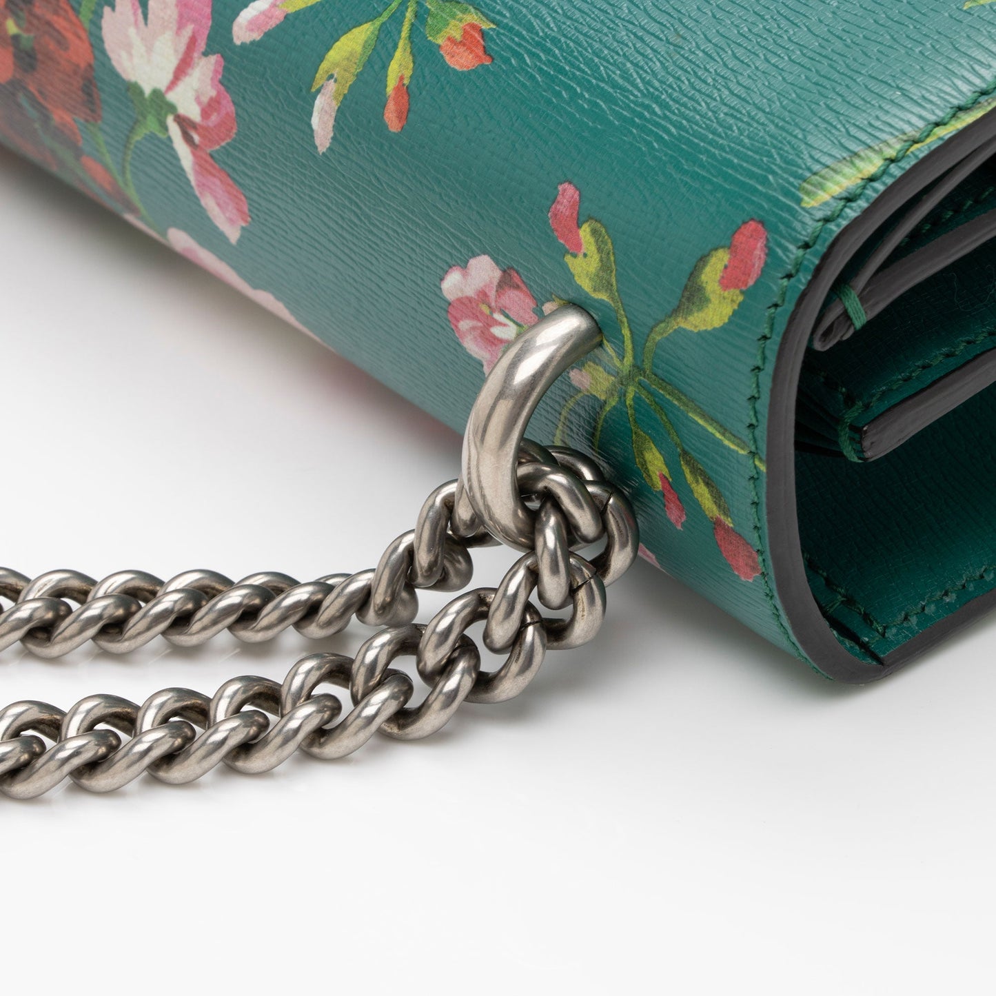 Gucci Leather Blooms Dionysus Medium Shoulder Bag (SHF-9xzCQT)