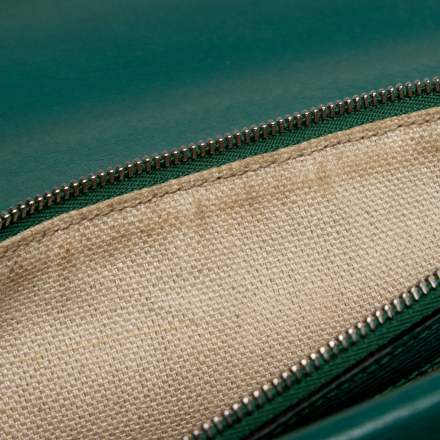 Gucci Leather Blooms Dionysus Medium Shoulder Bag (SHF-XlECb6)
