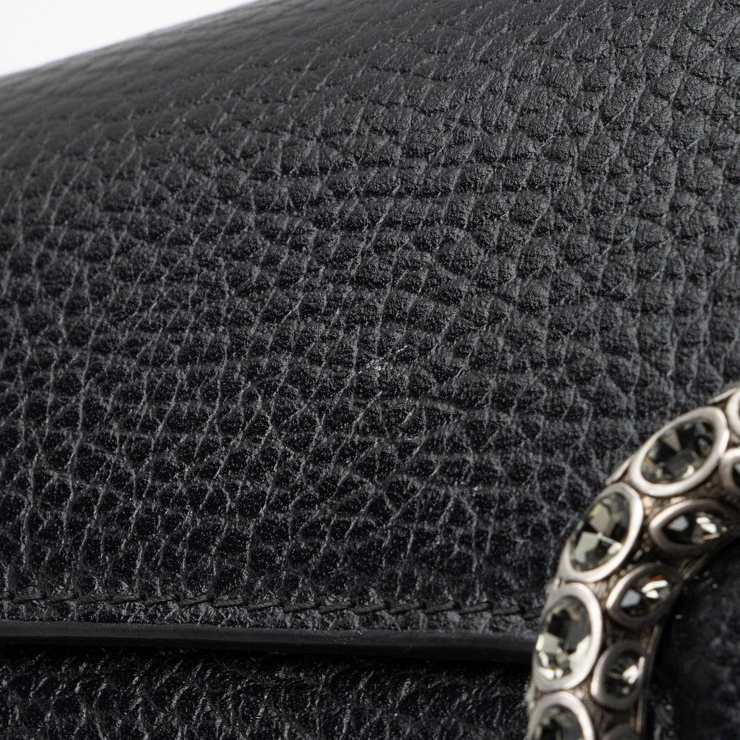 Gucci Leather Crystal Dionysus Chain Wallet (SHF-N4rGzu)