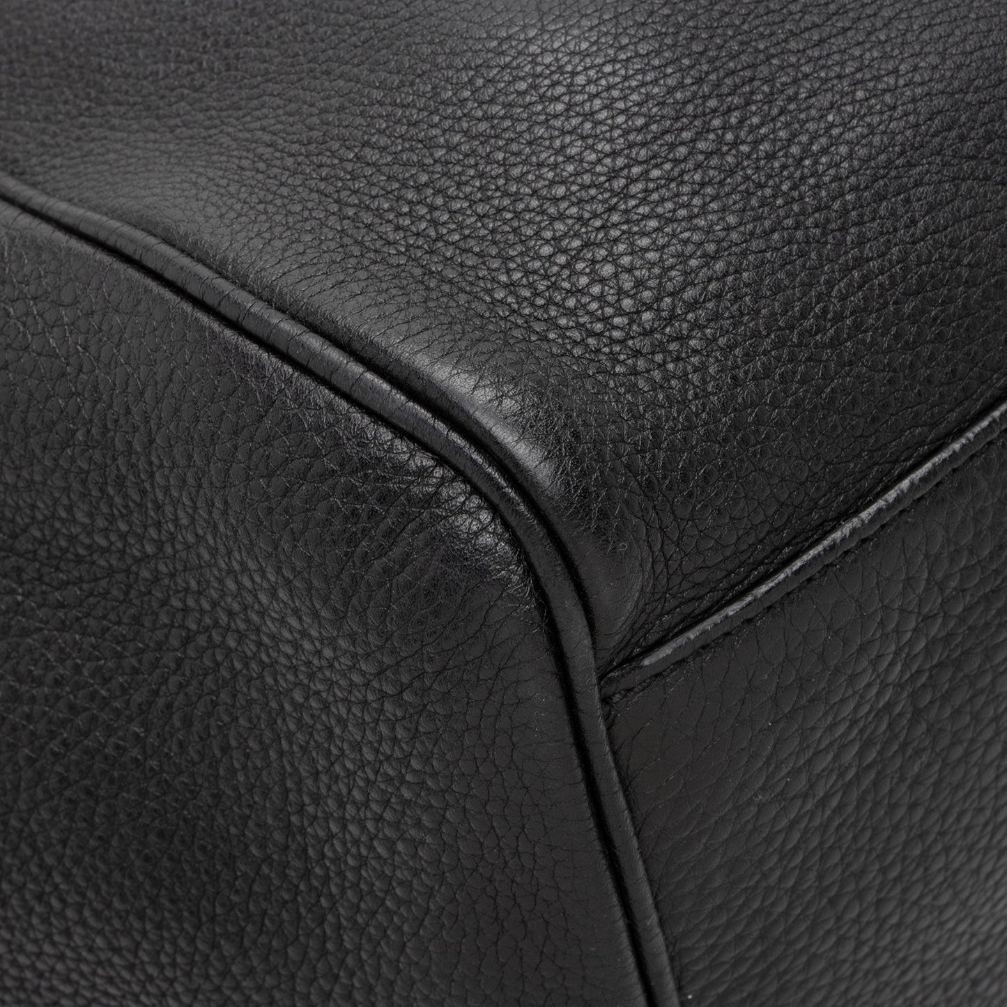 Gucci Leather Emily Shoulder Bag