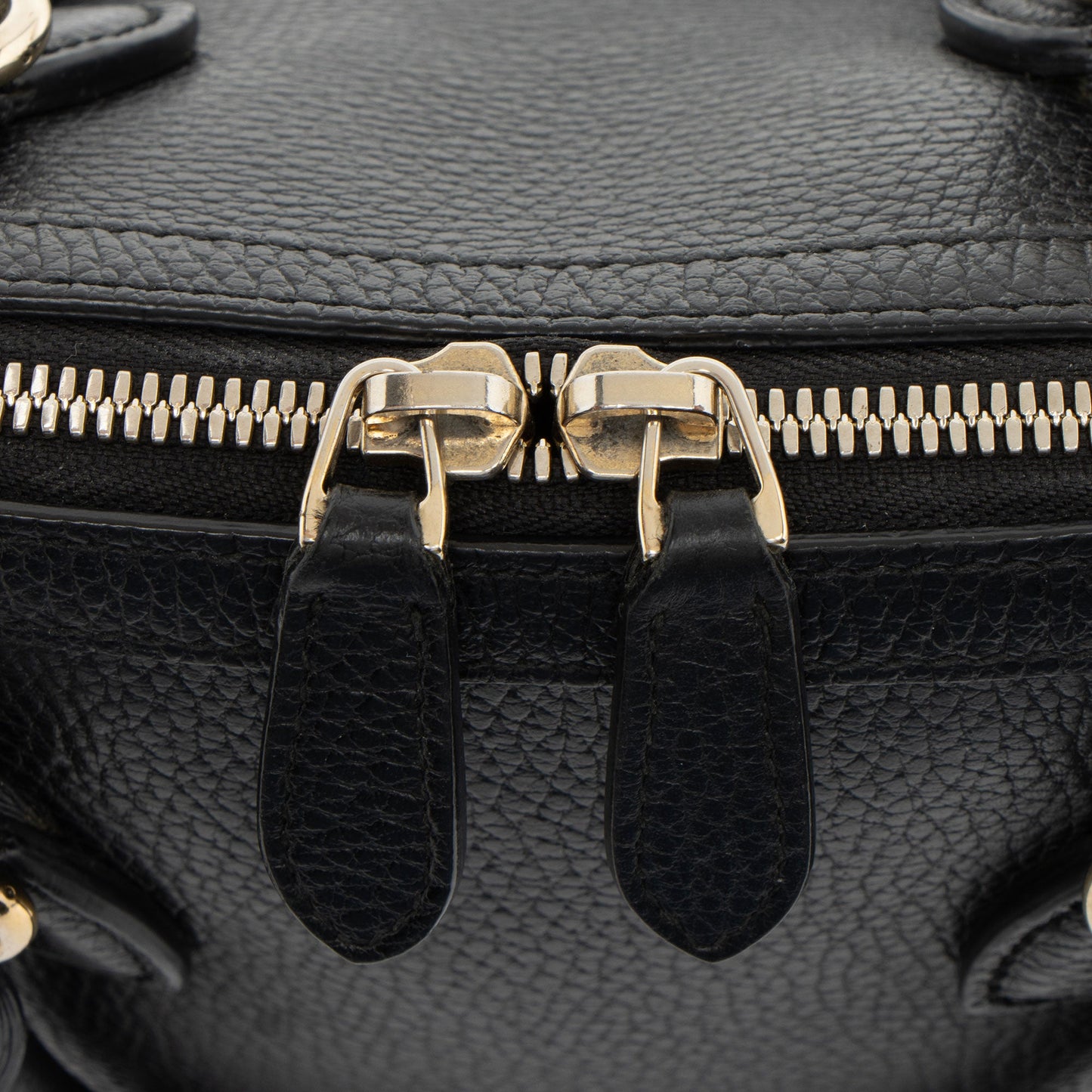 Gucci Leather GG Charm Dome Small Shoulder Bag (SHF-RTrfn9)