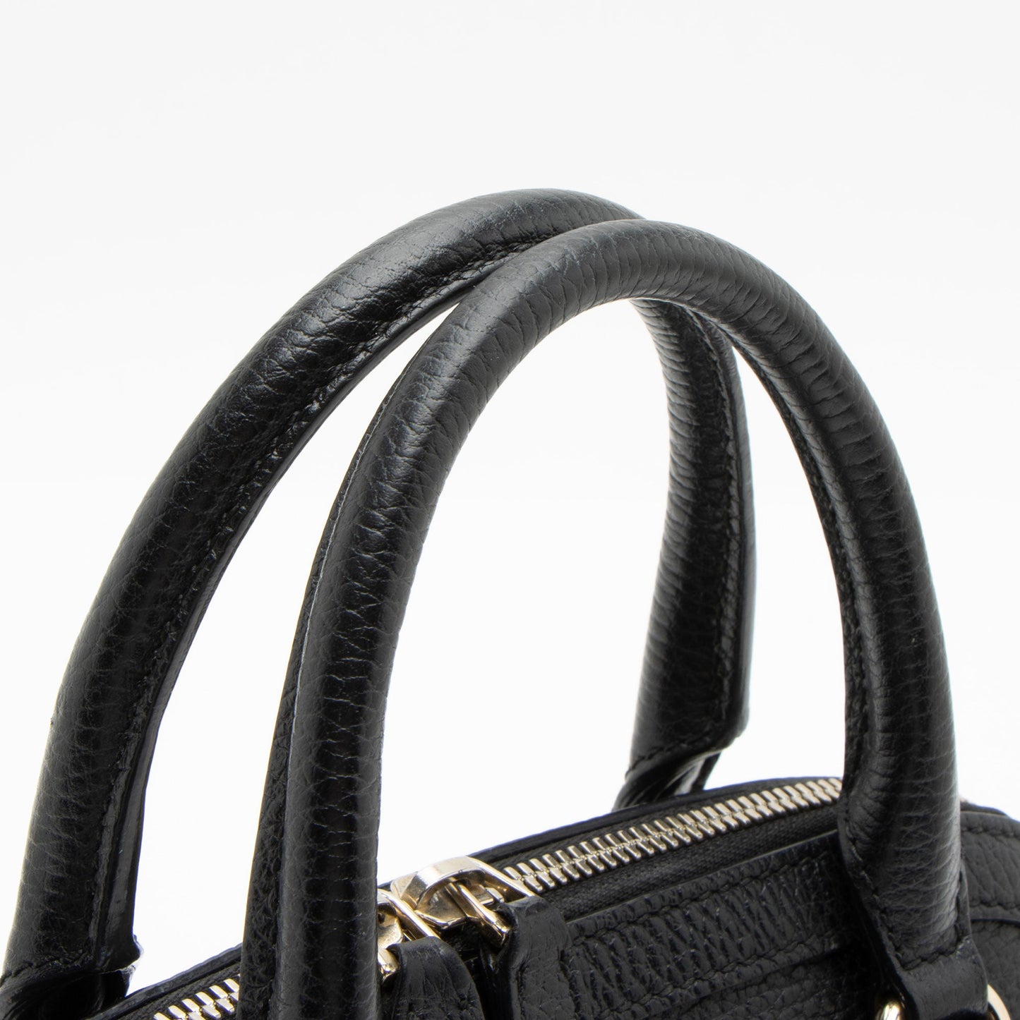 Gucci Leather GG Charm Dome Small Shoulder Bag (SHF-RTrfn9)