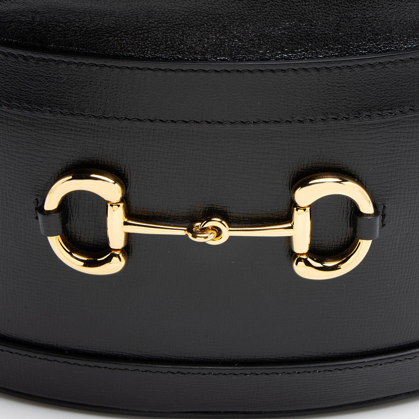 Gucci Leather Horsebit 1955 Drawstring Bucket Bag (SHF-LUUWQJ)